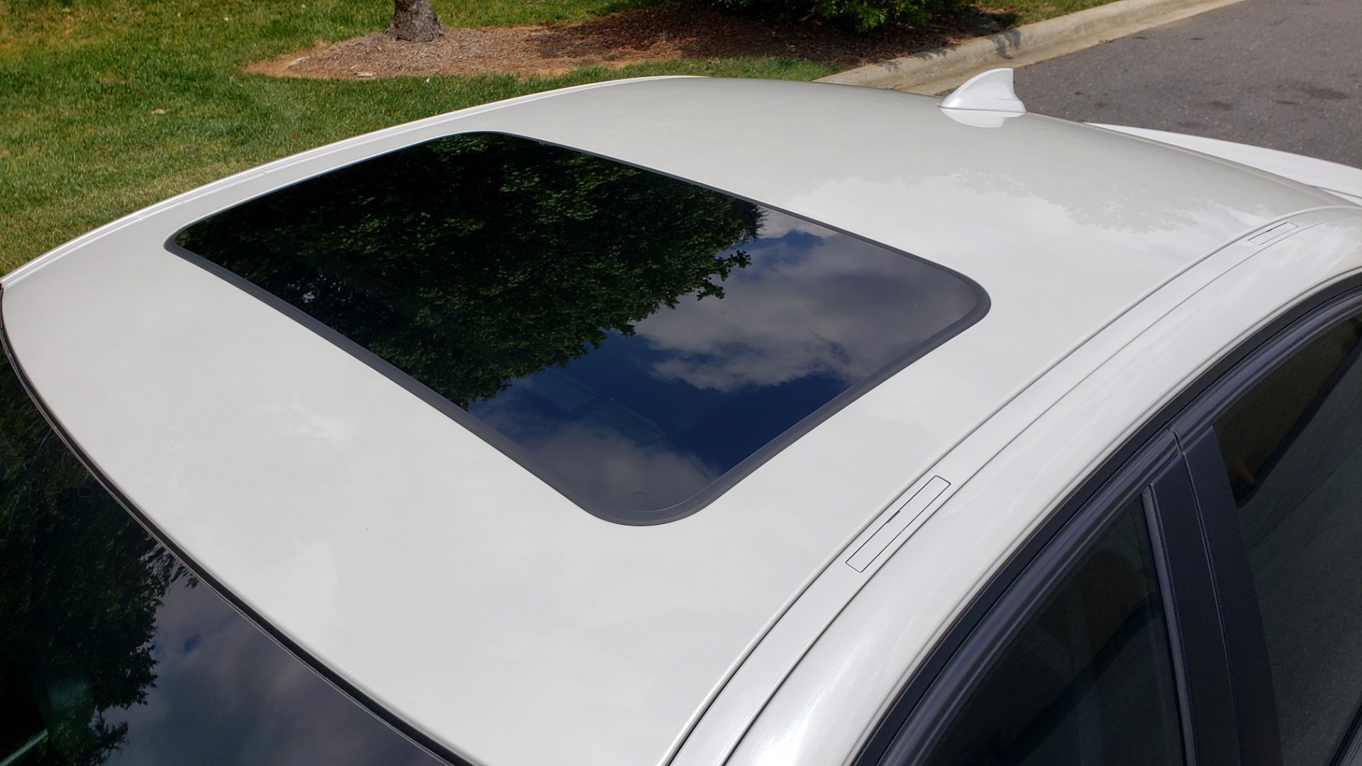 Used 2015 BMW 3 SERIES 328I PREMIUM / NAV / SUNROOF / HTD STS / DRIVER ASST / REARVIEW for sale Sold at Formula Imports in Charlotte NC 28227 9