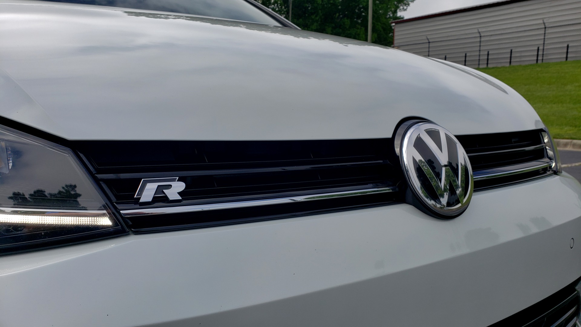 Used 2018 Volkswagen GOLF R 2.0T W/DCC & NAVIGATION / 6-SPD MANUAL / AWD for sale Sold at Formula Imports in Charlotte NC 28227 21