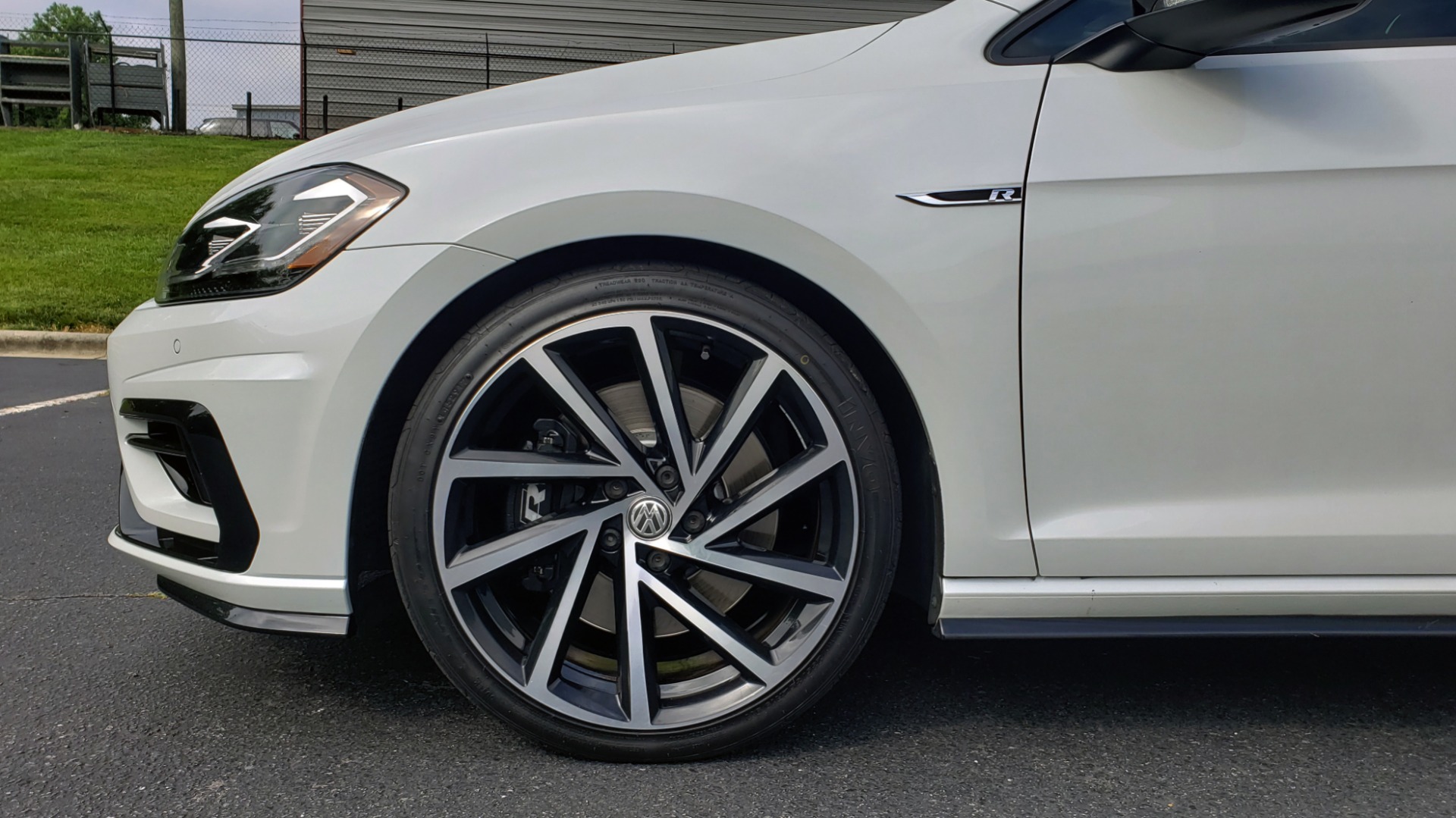 Used 2018 Volkswagen GOLF R 2.0T W/DCC & NAVIGATION / 6-SPD MANUAL / AWD for sale Sold at Formula Imports in Charlotte NC 28227 81