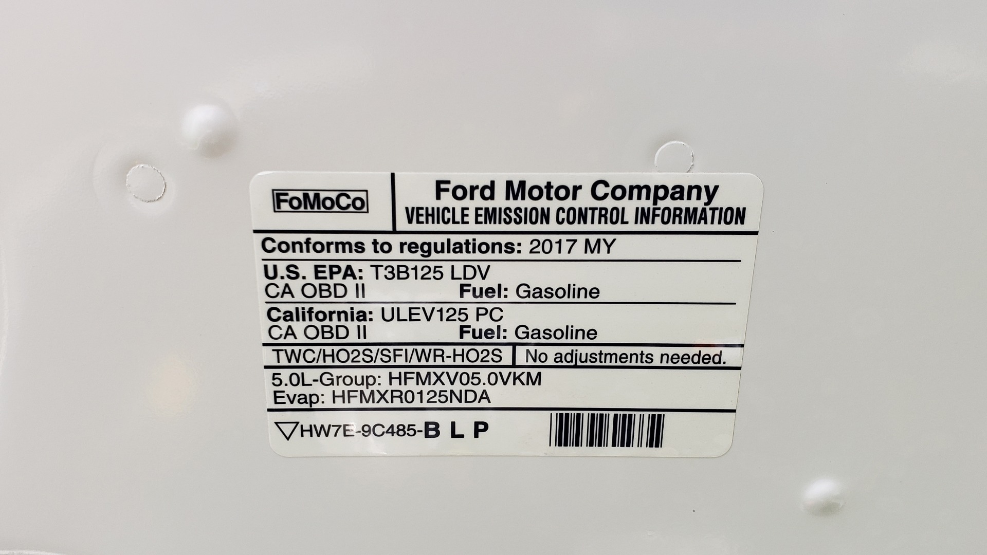 Used 2017 Ford MUSTANG GT PREMIUM CONV / 5.0L V8 / 6-SPD AUTO / NAV / HTD STS / REARVIEW for sale Sold at Formula Imports in Charlotte NC 28227 38