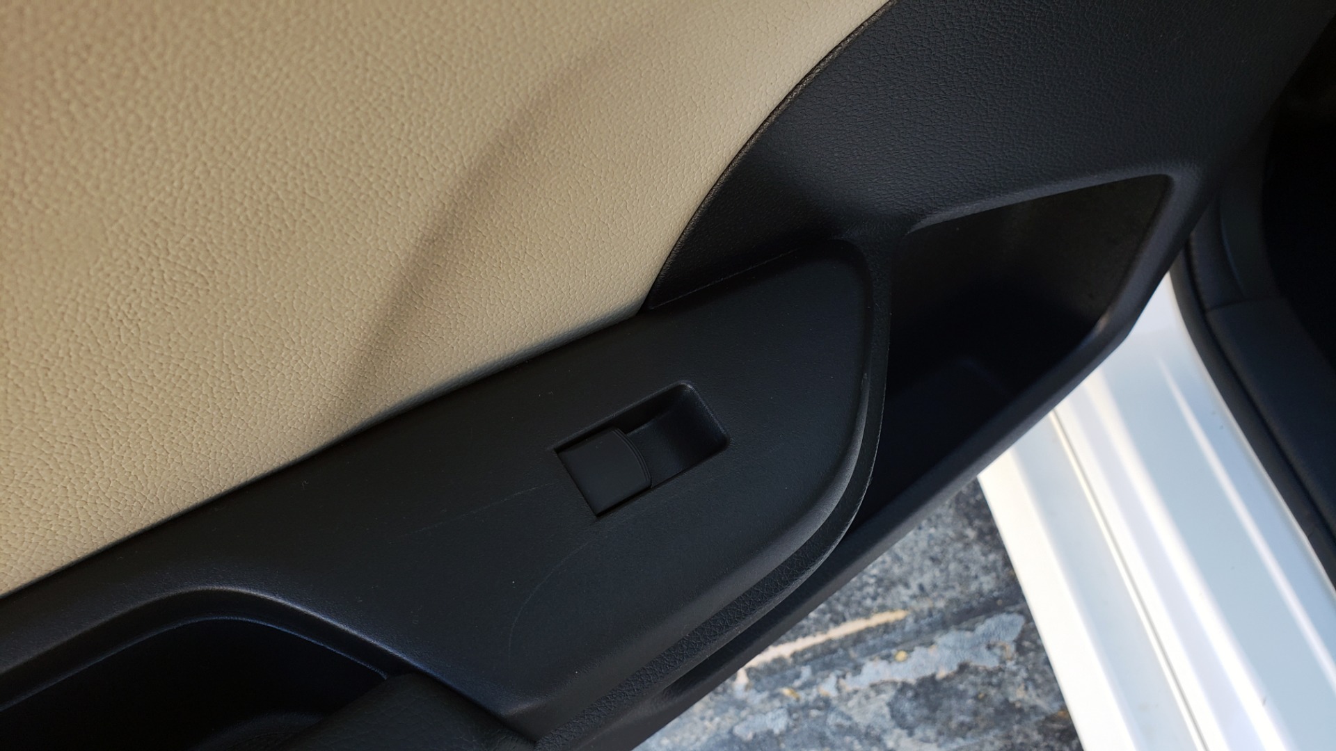 Used 2016 Honda CIVIC SEDAN TOURING / NAV / SUNROOF / REARVIEW / HEATED SEATS for sale Sold at Formula Imports in Charlotte NC 28227 53