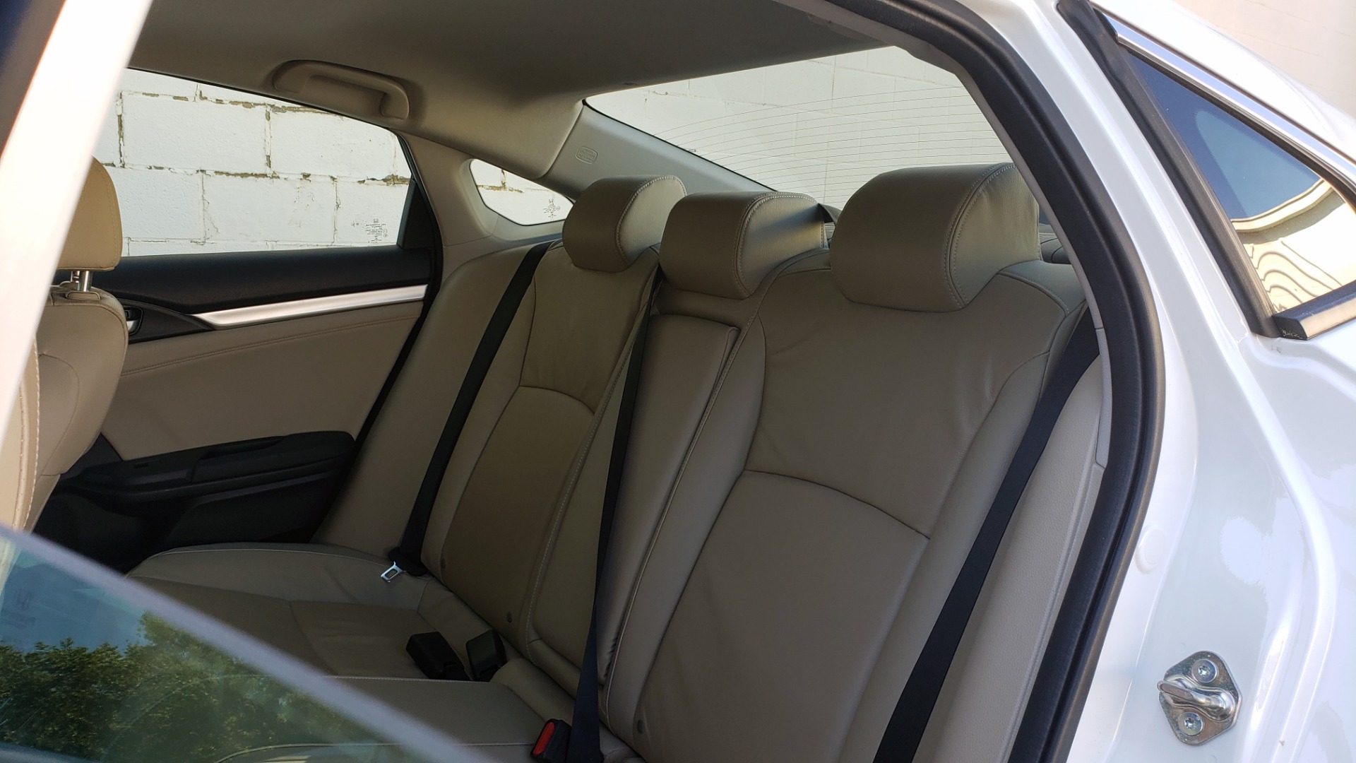 Used 2016 Honda CIVIC SEDAN TOURING / NAV / SUNROOF / REARVIEW / HEATED SEATS for sale Sold at Formula Imports in Charlotte NC 28227 56