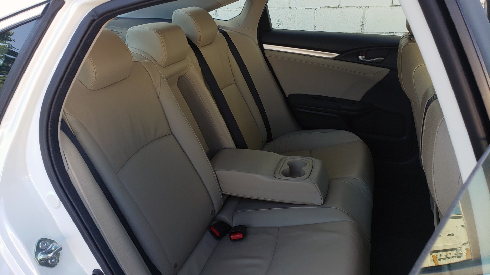 Used 2016 Honda CIVIC SEDAN TOURING / NAV / SUNROOF / REARVIEW / HEATED SEATS for sale Sold at Formula Imports in Charlotte NC 28227 69