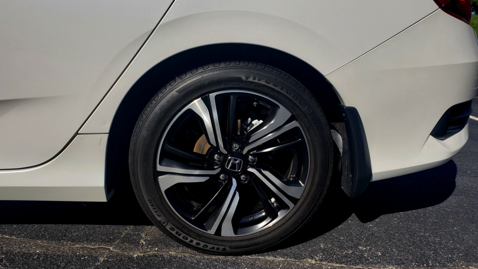 Used 2016 Honda CIVIC SEDAN TOURING / NAV / SUNROOF / REARVIEW / HEATED SEATS for sale Sold at Formula Imports in Charlotte NC 28227 76