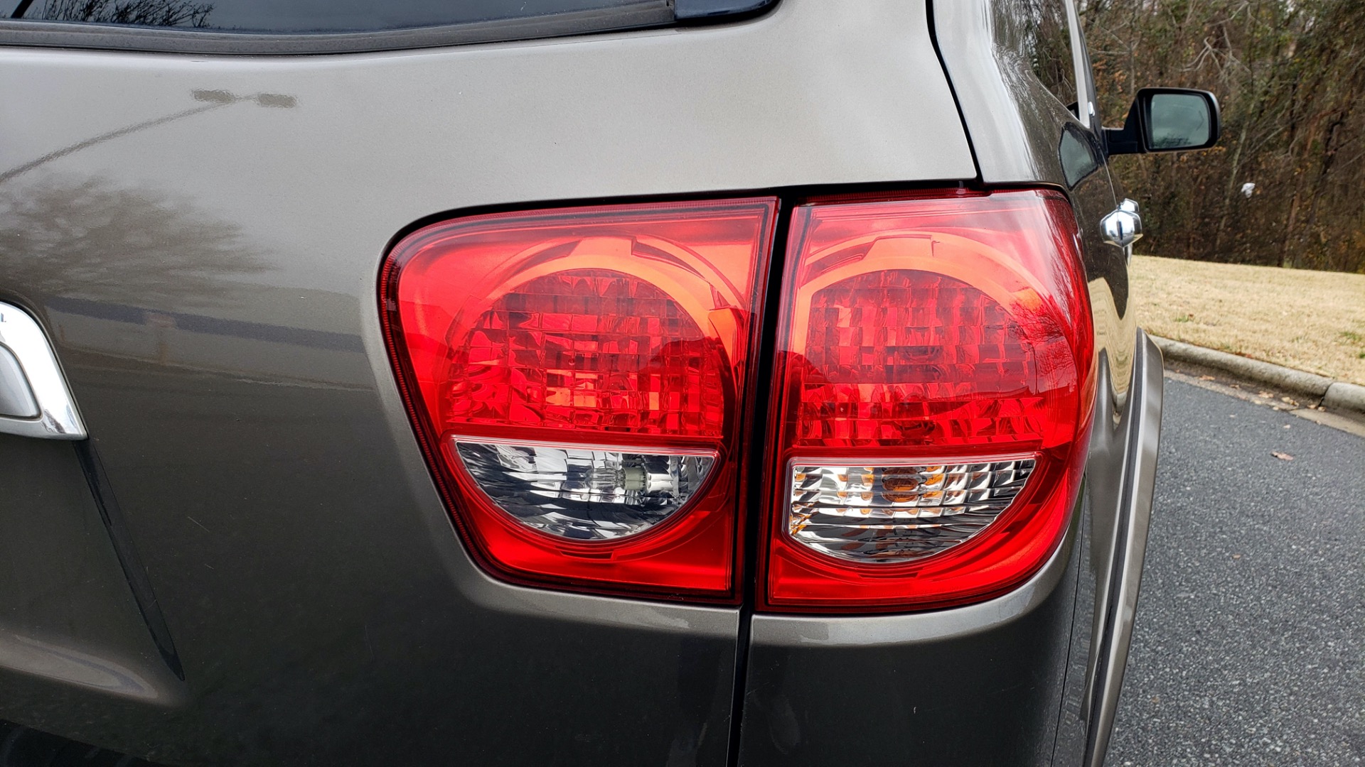 Used 2008 Toyota SEQUOIA LIMITED / COLD AREA PKG / SUNROOF / DVD ENTERTAINMENT for sale Sold at Formula Imports in Charlotte NC 28227 30