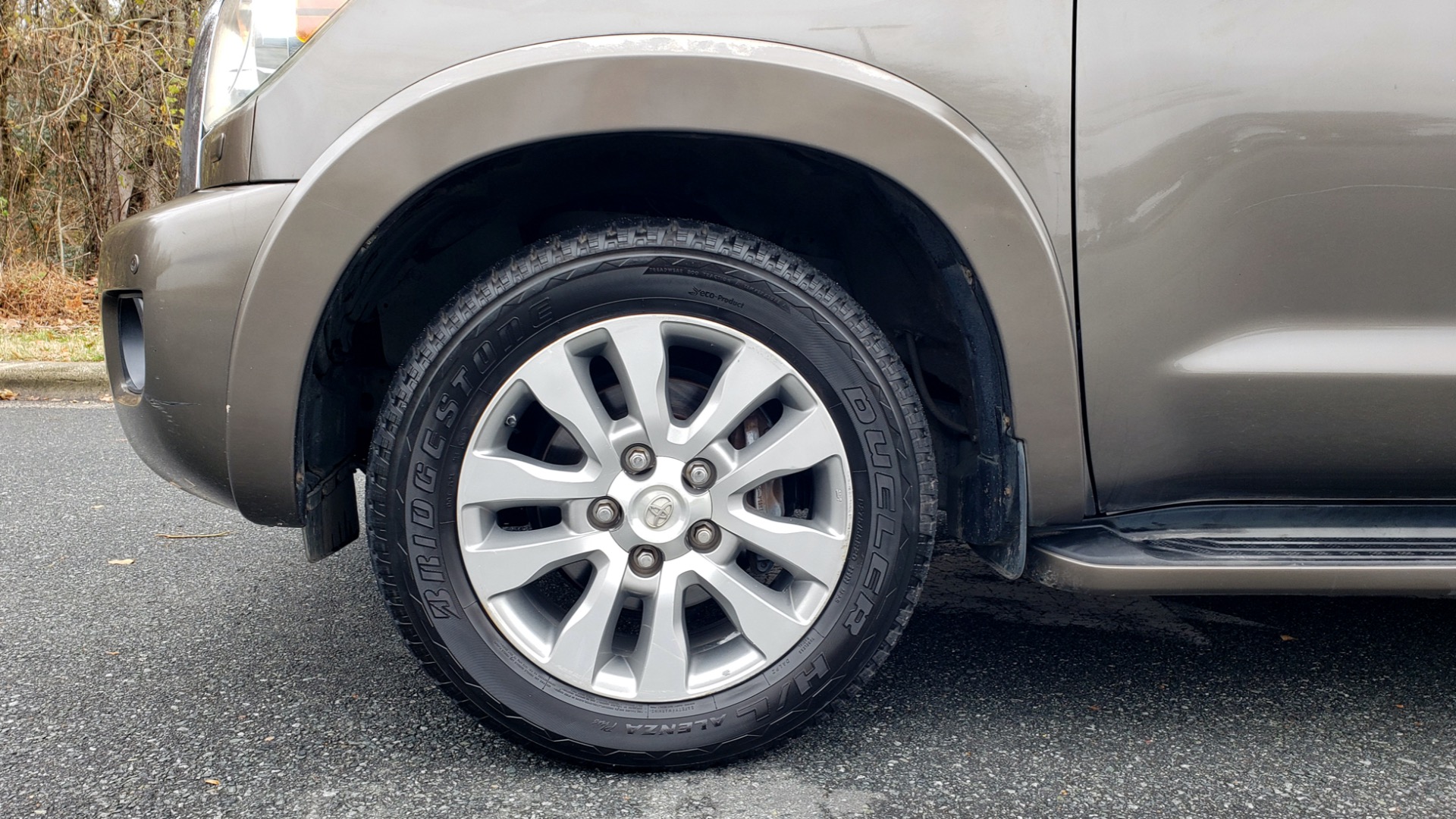 Used 2008 Toyota SEQUOIA LIMITED / COLD AREA PKG / SUNROOF / DVD ENTERTAINMENT for sale Sold at Formula Imports in Charlotte NC 28227 6