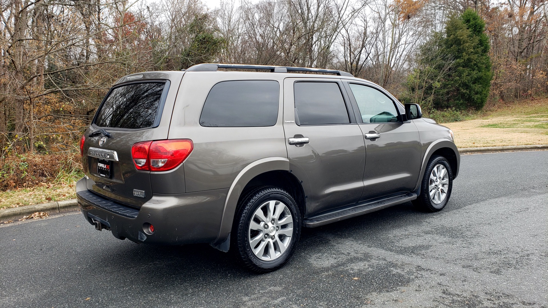 Used 2008 Toyota SEQUOIA LIMITED / COLD AREA PKG / SUNROOF / DVD ENTERTAINMENT for sale Sold at Formula Imports in Charlotte NC 28227 9