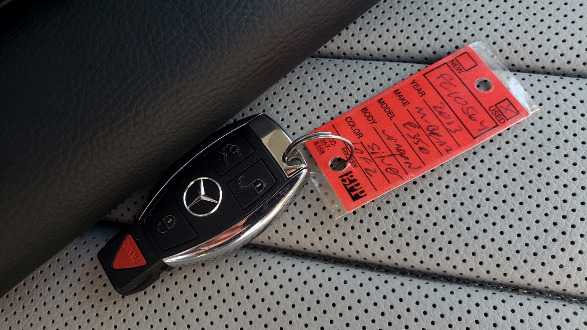 Used 2013 Mercedes-Benz E-CLASS E 350 LUXURY 4MATIC WAGON / PREM PKG / SNRF / LANE TRACK for sale Sold at Formula Imports in Charlotte NC 28227 108