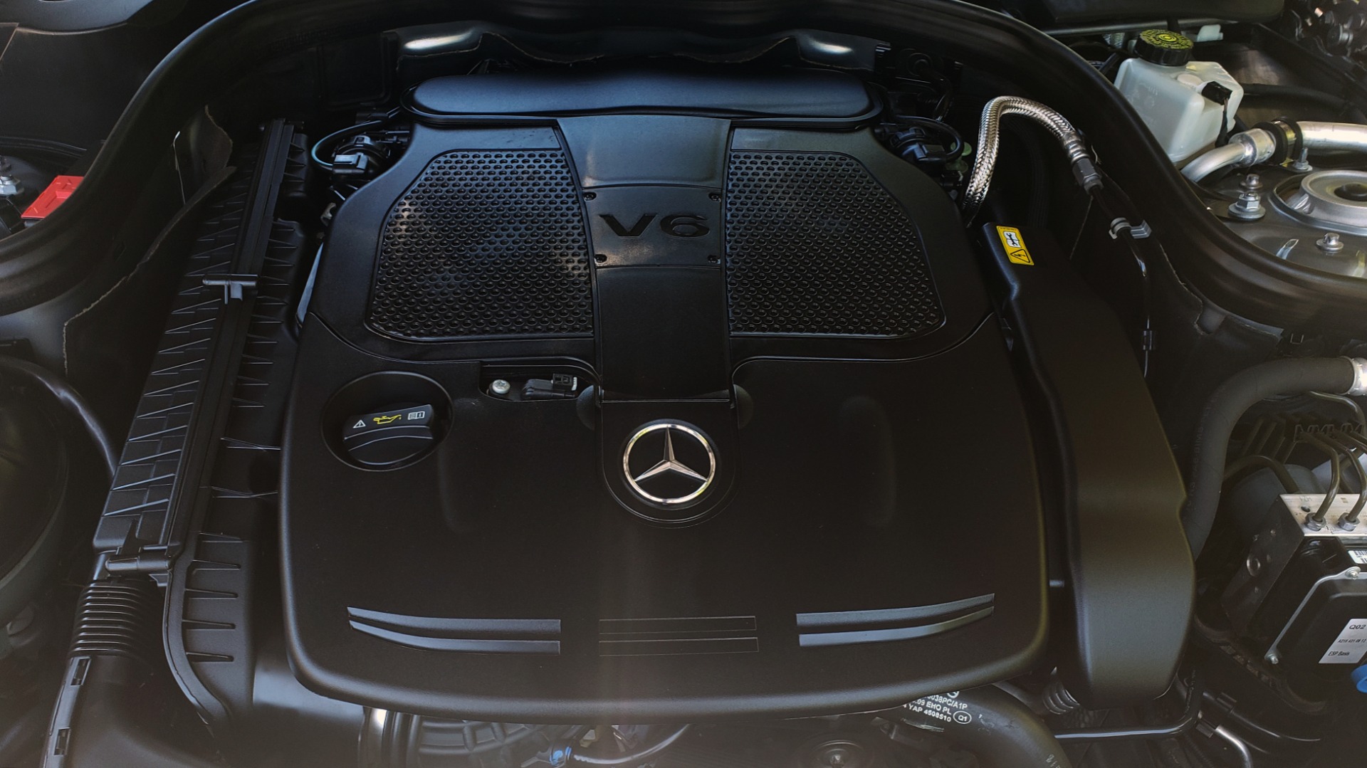 Used 2013 Mercedes-Benz E-CLASS E 350 LUXURY 4MATIC WAGON / PREM PKG / SNRF / LANE TRACK for sale Sold at Formula Imports in Charlotte NC 28227 12