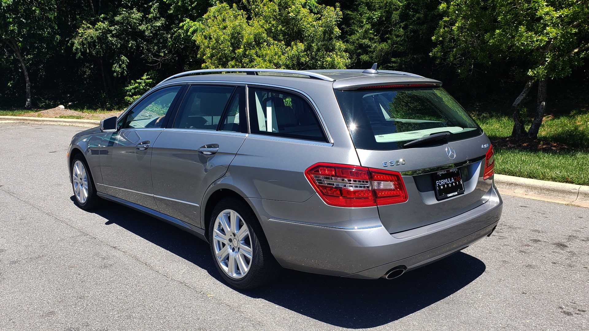 Used 2013 Mercedes-Benz E-CLASS E 350 LUXURY 4MATIC WAGON / PREM PKG / SNRF / LANE TRACK for sale Sold at Formula Imports in Charlotte NC 28227 3