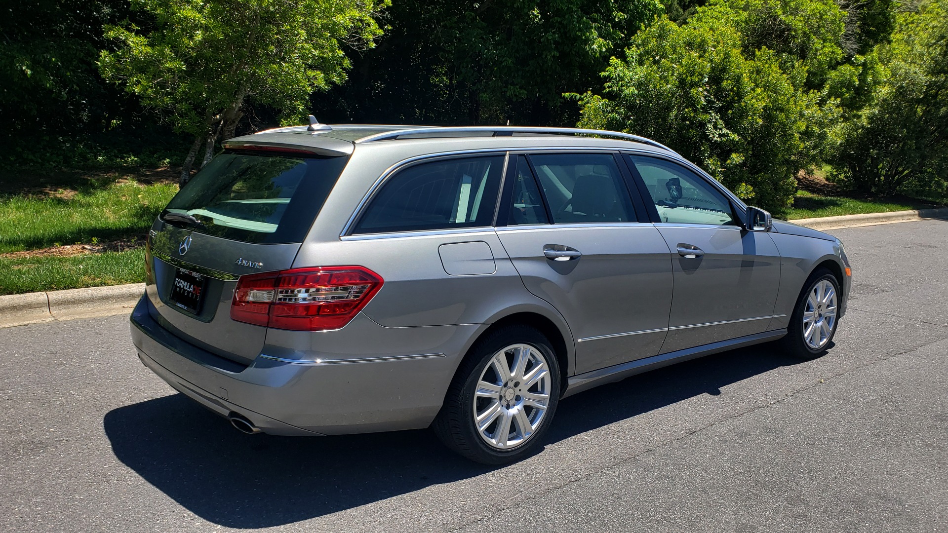 Used 2013 Mercedes-Benz E-CLASS E 350 LUXURY 4MATIC WAGON / PREM PKG / SNRF / LANE TRACK for sale Sold at Formula Imports in Charlotte NC 28227 6