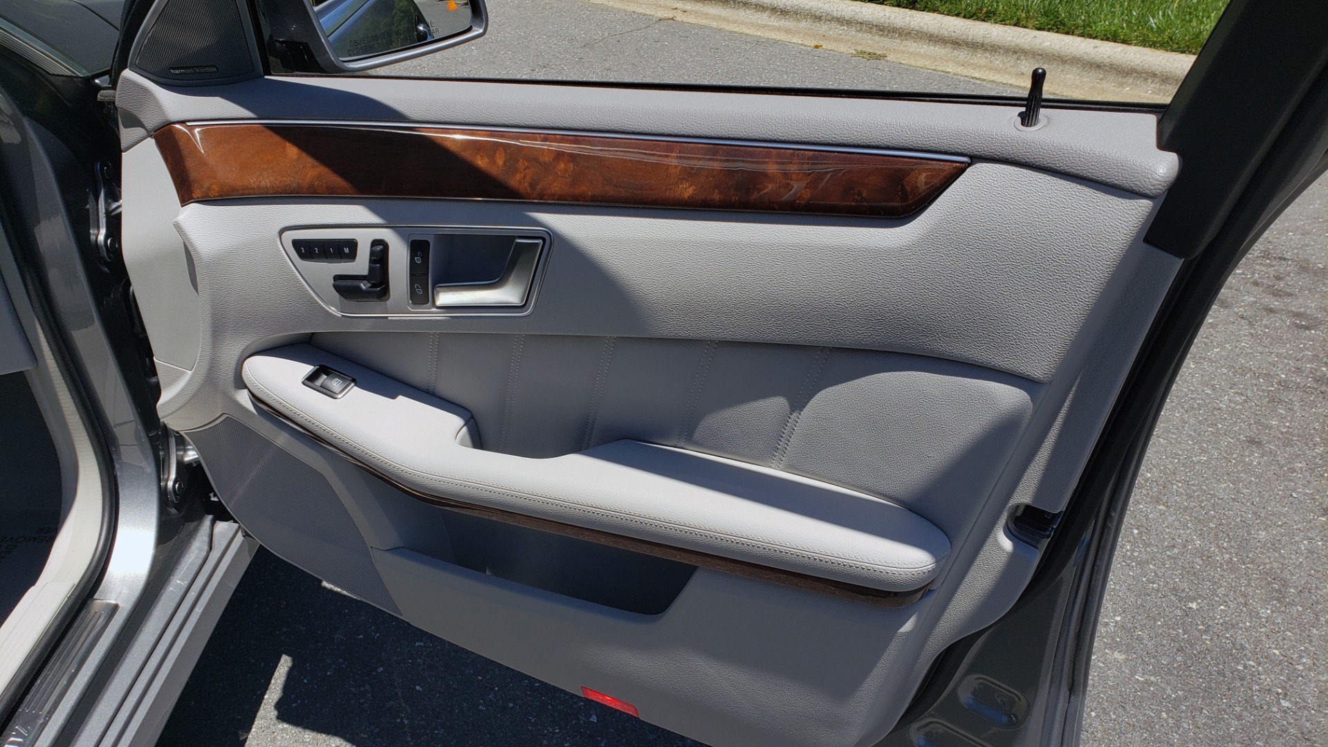 Used 2013 Mercedes-Benz E-CLASS E 350 LUXURY 4MATIC WAGON / PREM PKG / SNRF / LANE TRACK for sale Sold at Formula Imports in Charlotte NC 28227 75