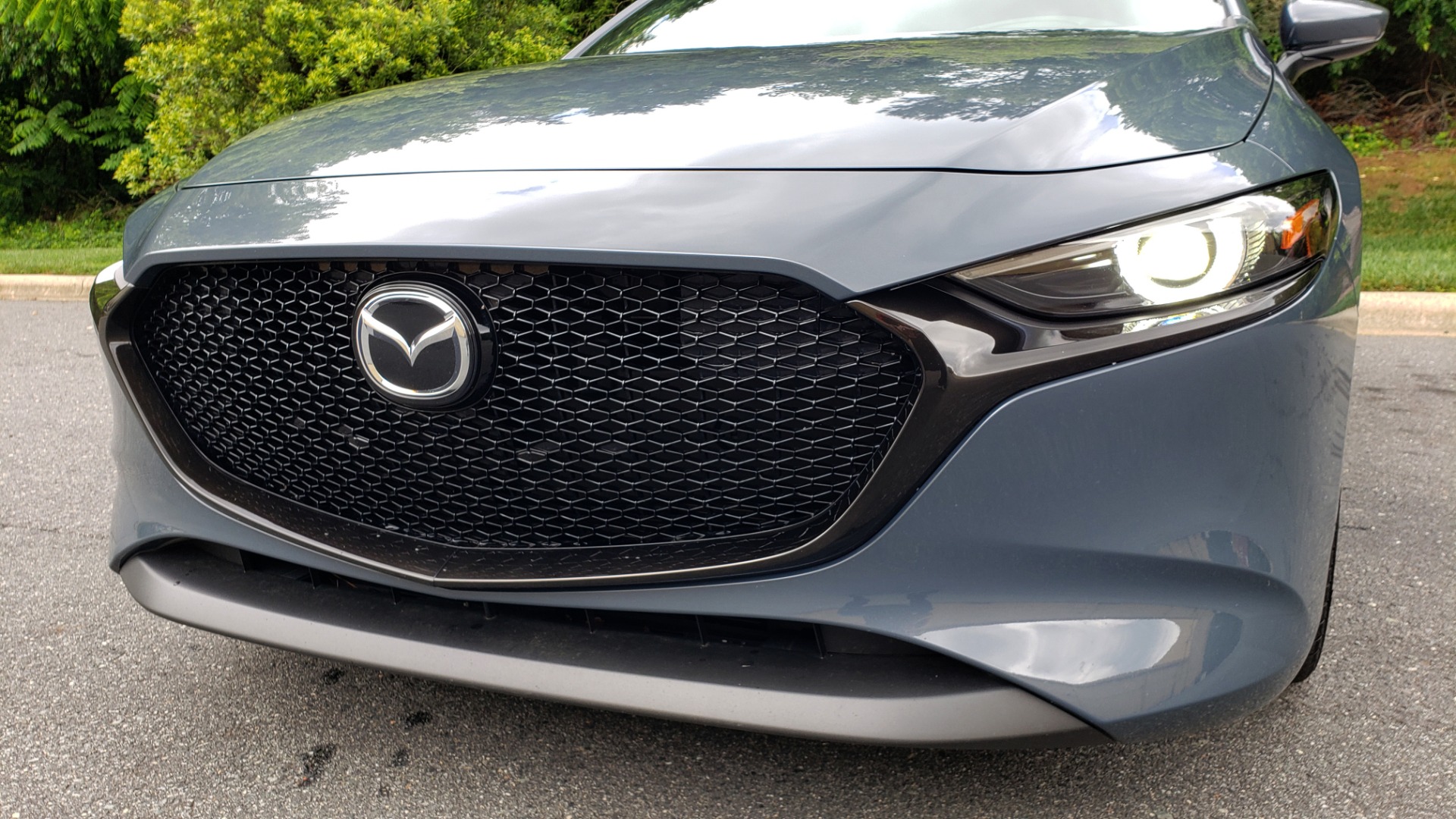 Used 2019 Mazda MAZDA3 HATCHBACK PREMIUM PKG / AUTO / 18IN BLACK ALLOY WHEELS / BOSE / LEATHER for sale Sold at Formula Imports in Charlotte NC 28227 20