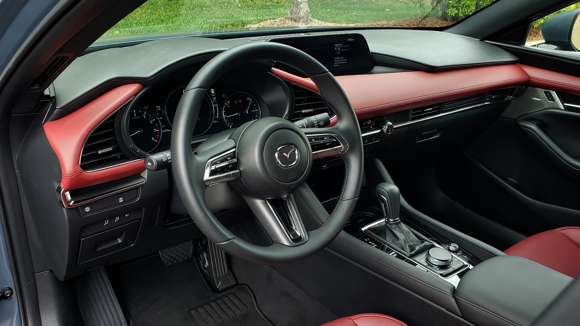Used 2019 Mazda MAZDA3 HATCHBACK PREMIUM PKG / AUTO / 18IN BLACK ALLOY WHEELS / BOSE / LEATHER for sale Sold at Formula Imports in Charlotte NC 28227 32
