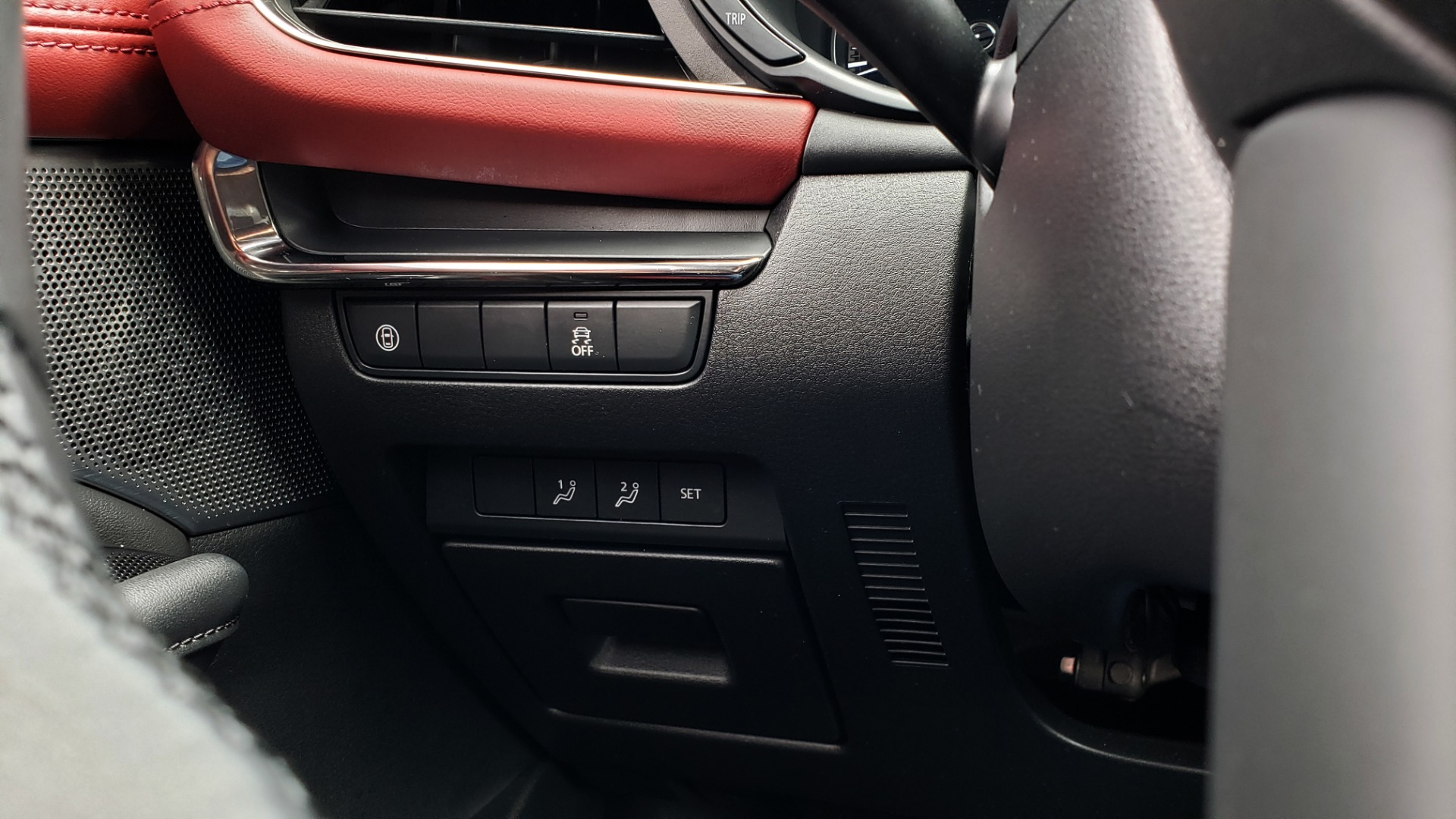 Used 2019 Mazda MAZDA3 HATCHBACK PREMIUM PKG / AUTO / 18IN BLACK ALLOY WHEELS / BOSE / LEATHER for sale Sold at Formula Imports in Charlotte NC 28227 34