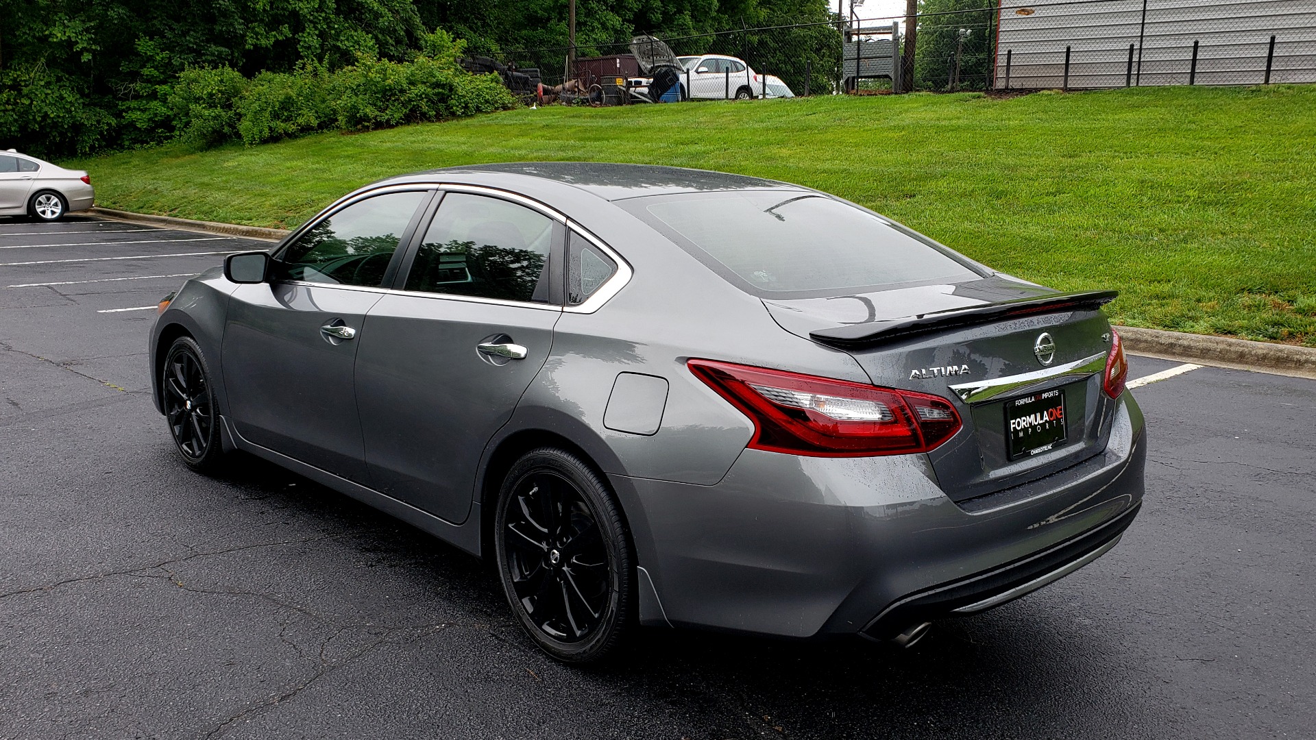 Nissan altima sr