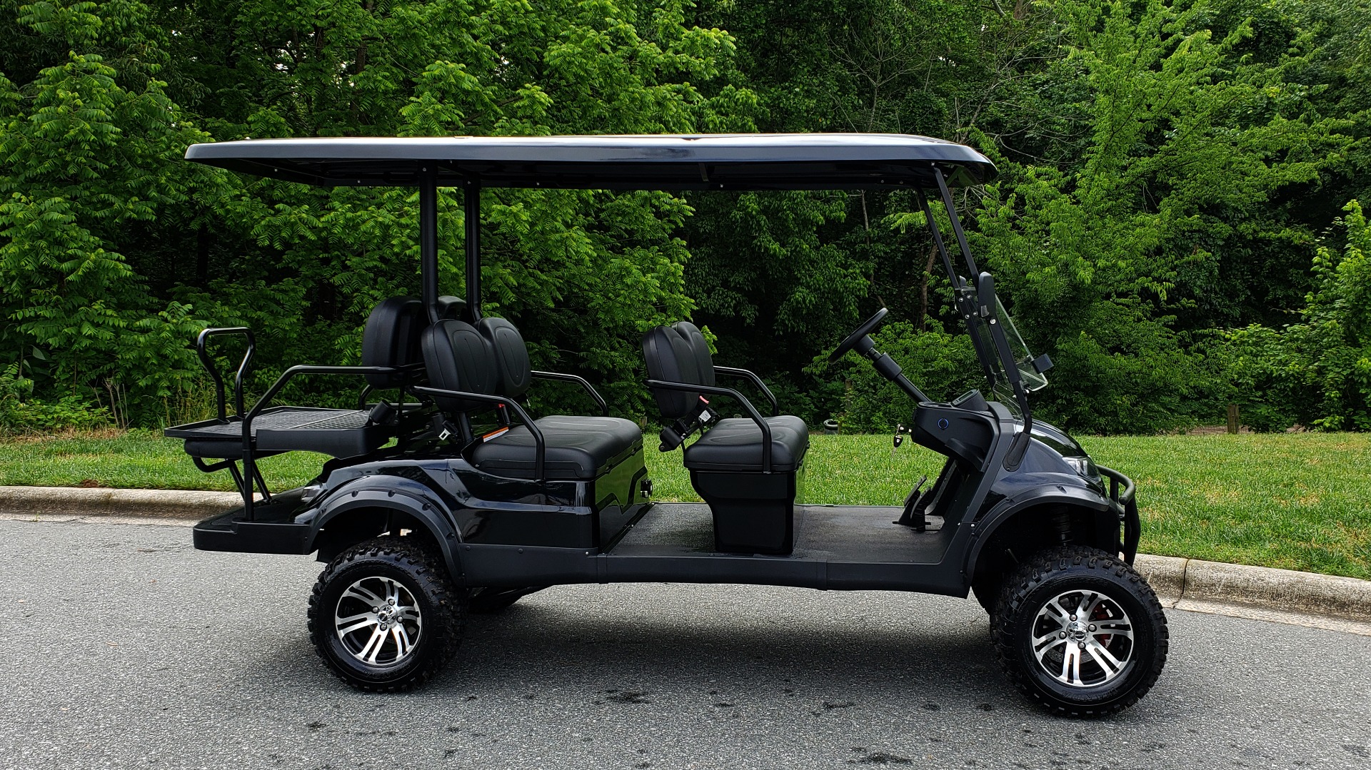 Used 0 Other for sale Sold at Formula Imports in Charlotte NC 28227 5