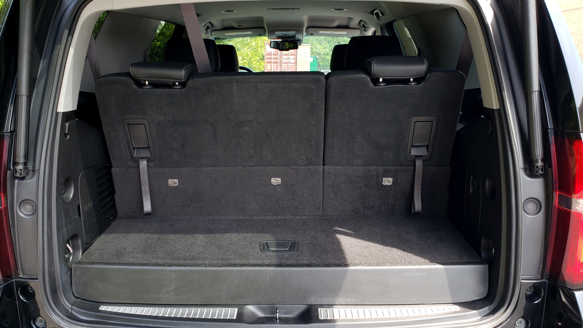 Used 2017 Chevrolet TAHOE LT 2WD / NAV / BOSE / HEATED SEATS / 3-ROW / REARVIEW for sale Sold at Formula Imports in Charlotte NC 28227 17