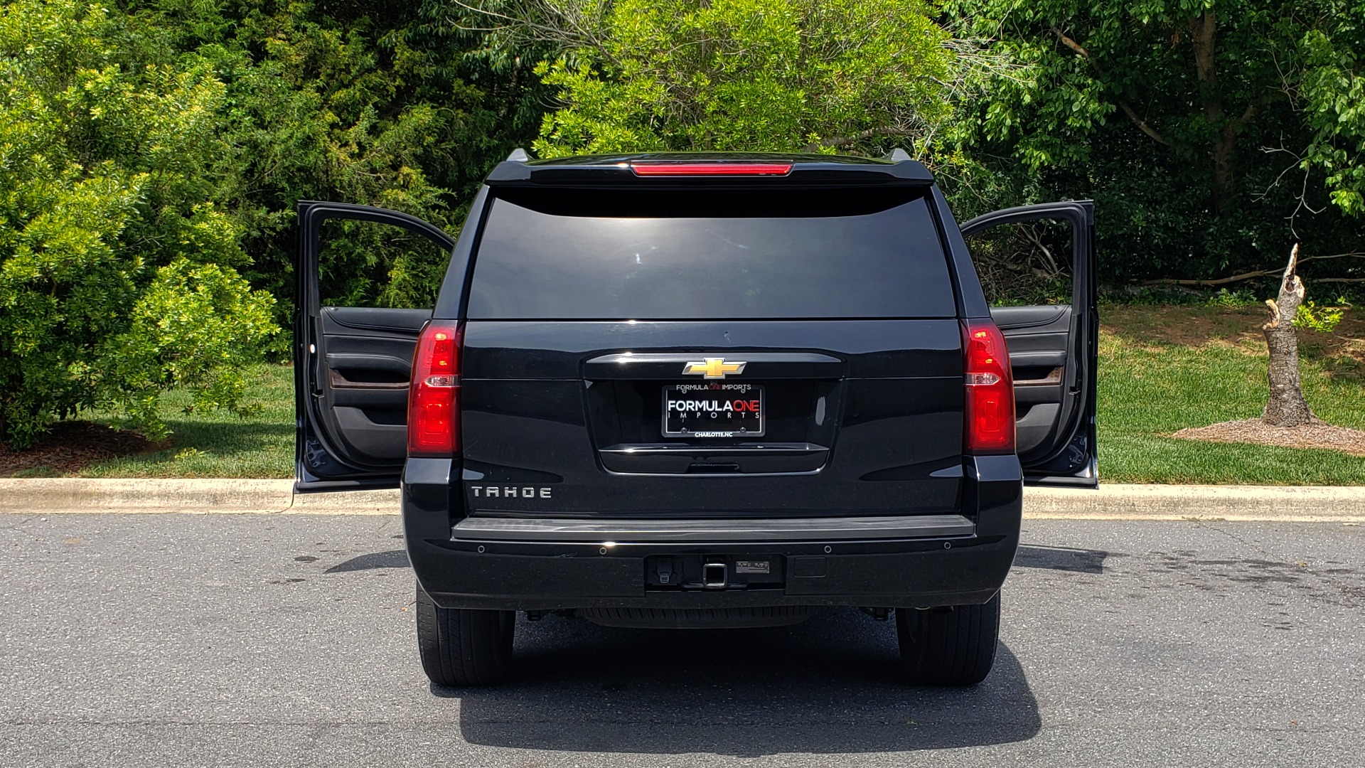 Used 2017 Chevrolet TAHOE LT 2WD / NAV / BOSE / HEATED SEATS / 3-ROW / REARVIEW for sale Sold at Formula Imports in Charlotte NC 28227 31