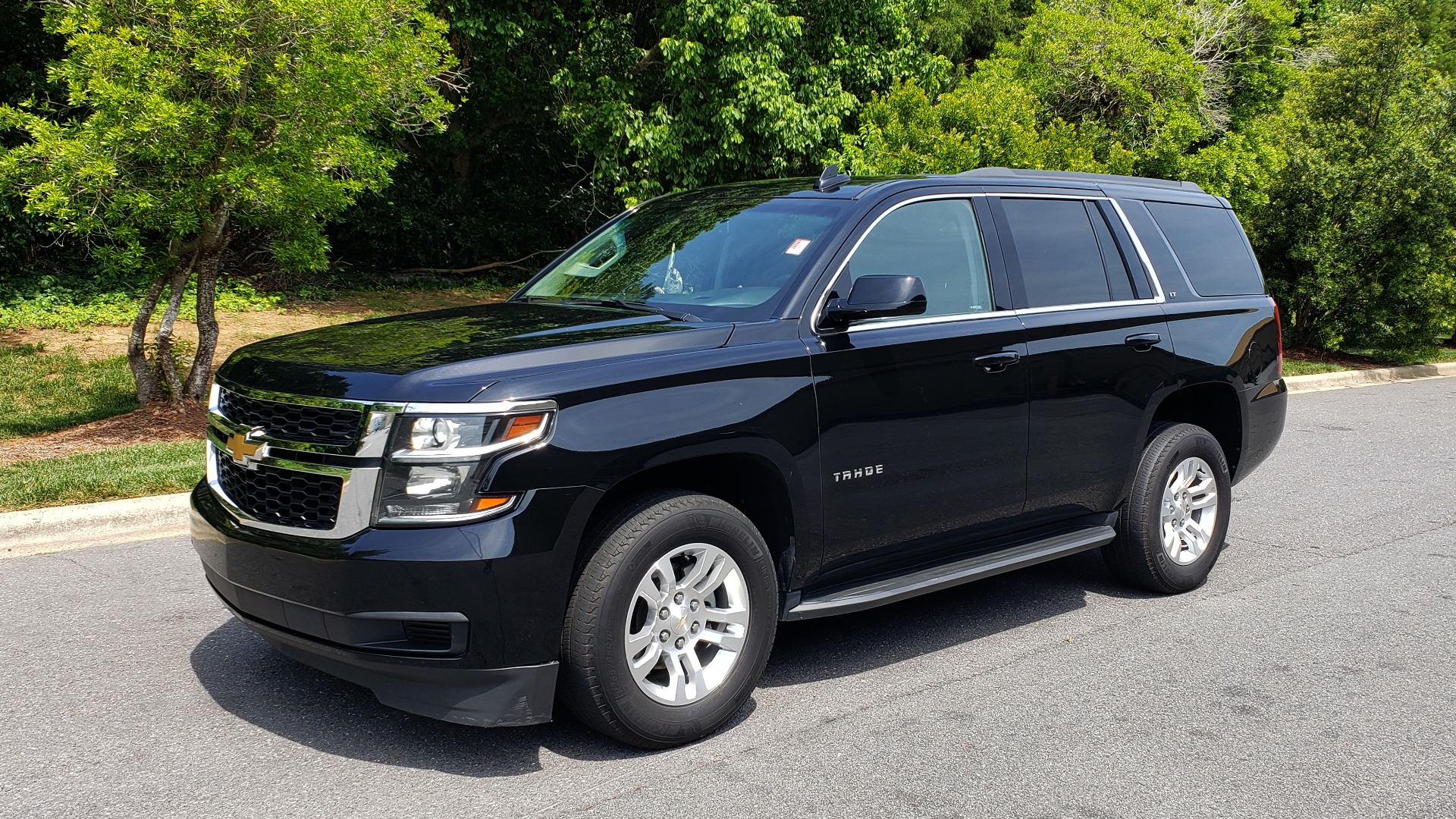 Used 2017 Chevrolet TAHOE LT 2WD / NAV / BOSE / HEATED SEATS / 3-ROW / REARVIEW for sale Sold at Formula Imports in Charlotte NC 28227 1
