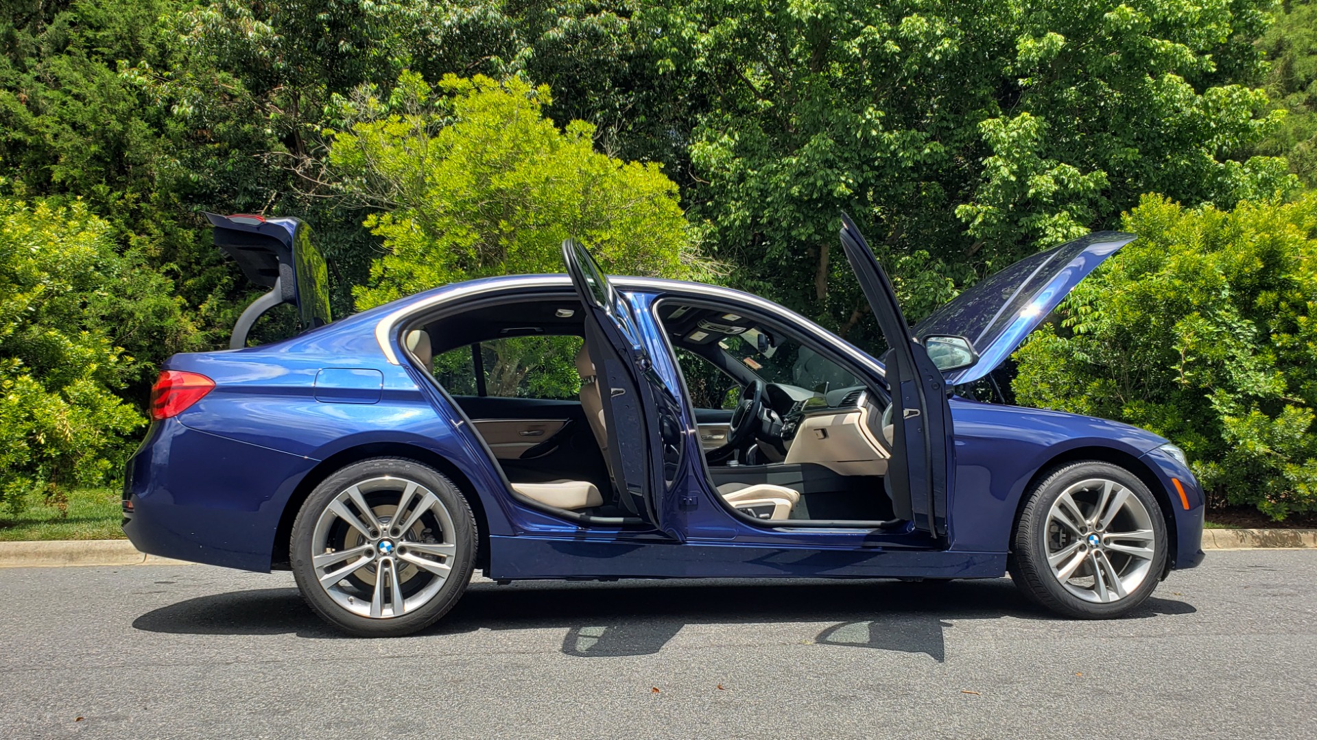 Used 2017 BMW 3 SERIES 330I PREMIUM / NAV / SUNROOF / DRVR ASST / HTD STS / REARVIEW for sale Sold at Formula Imports in Charlotte NC 28227 9