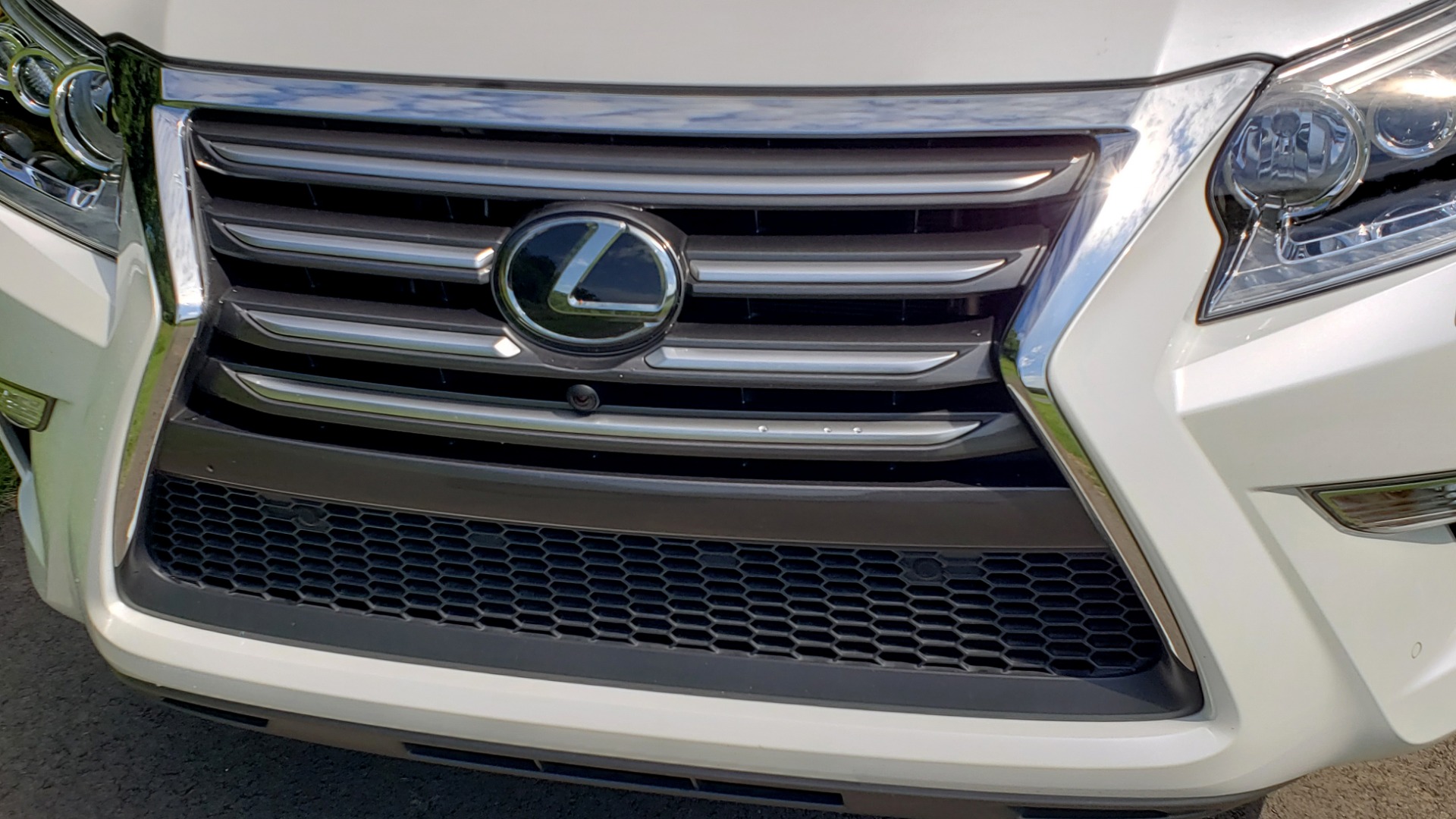 Used 2019 Lexus GX 460 LUXURY 4WD / DRVR SPRT PKG / MARK LEV SND / DYN CRUISE for sale Sold at Formula Imports in Charlotte NC 28227 12