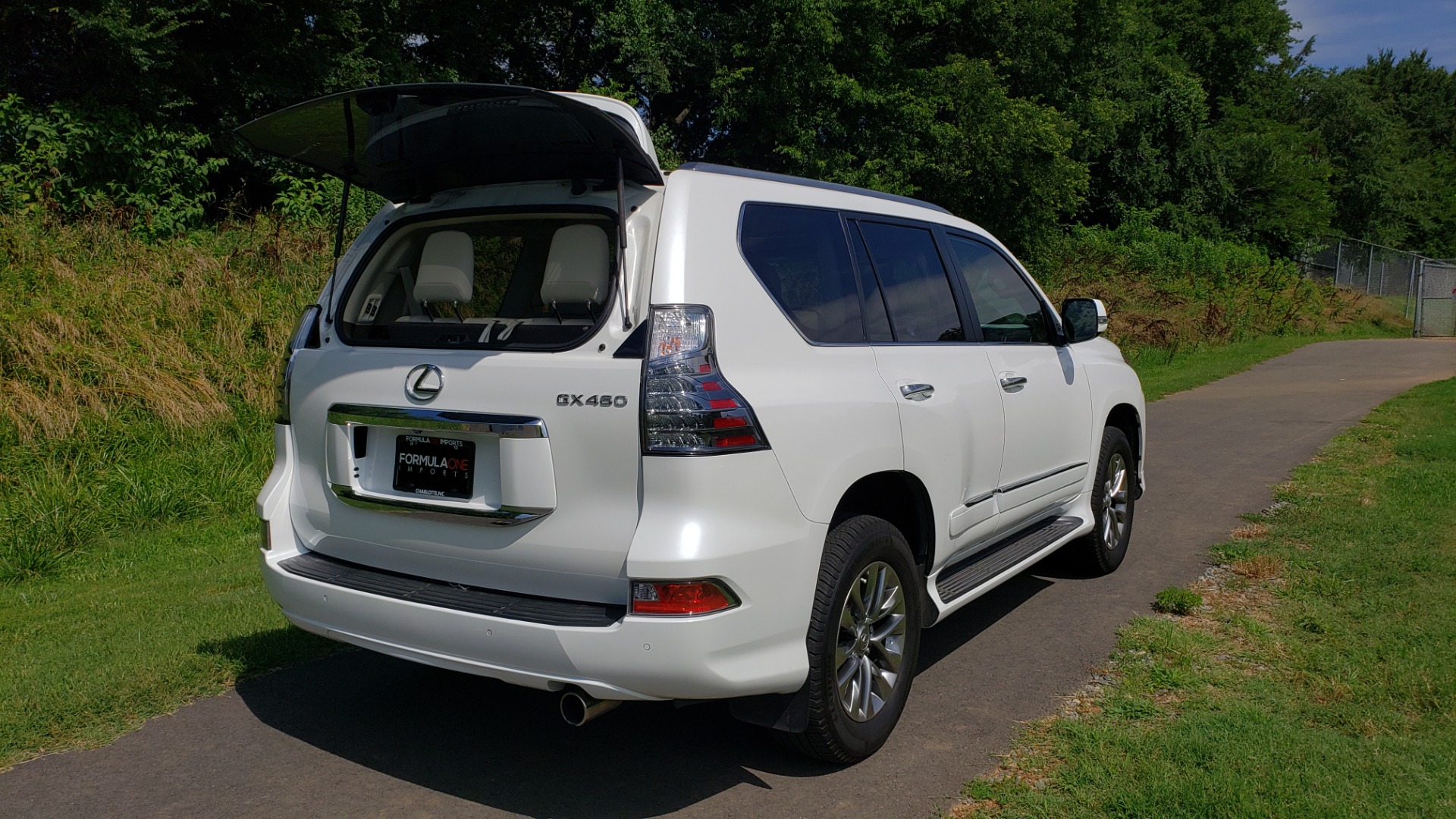 Used 2019 Lexus GX 460 LUXURY 4WD / DRVR SPRT PKG / MARK LEV SND / DYN CRUISE for sale Sold at Formula Imports in Charlotte NC 28227 34