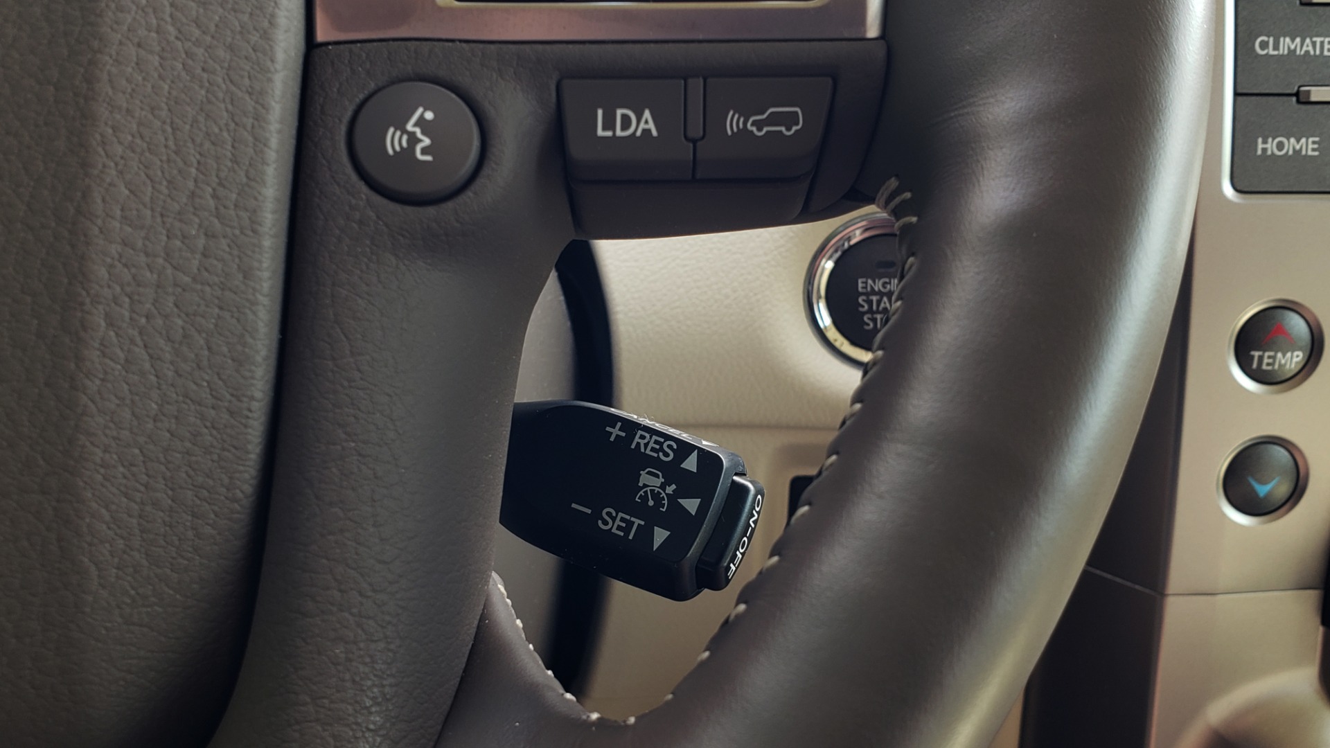 Used 2019 Lexus GX 460 LUXURY 4WD / DRVR SPRT PKG / MARK LEV SND / DYN CRUISE for sale Sold at Formula Imports in Charlotte NC 28227 44