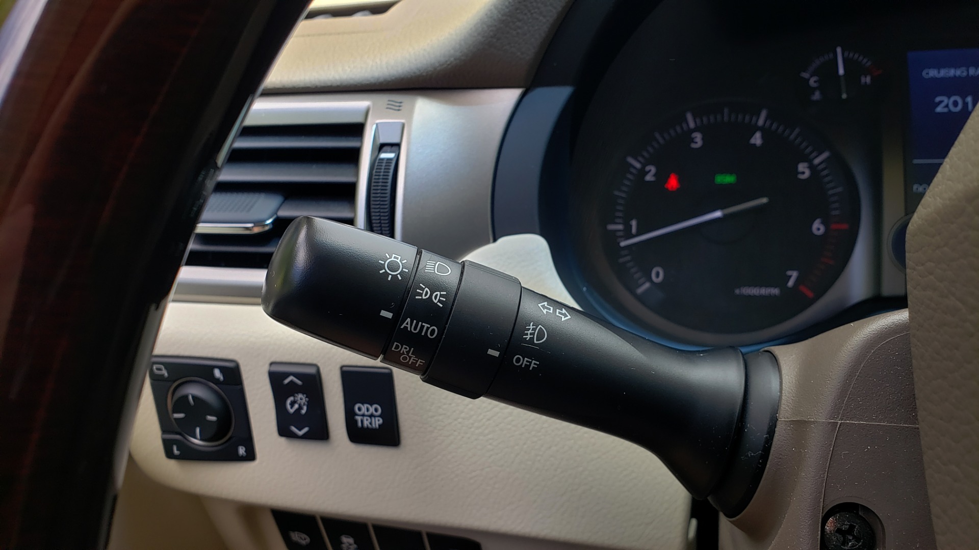 Used 2019 Lexus GX 460 LUXURY 4WD / DRVR SPRT PKG / MARK LEV SND / DYN CRUISE for sale Sold at Formula Imports in Charlotte NC 28227 46