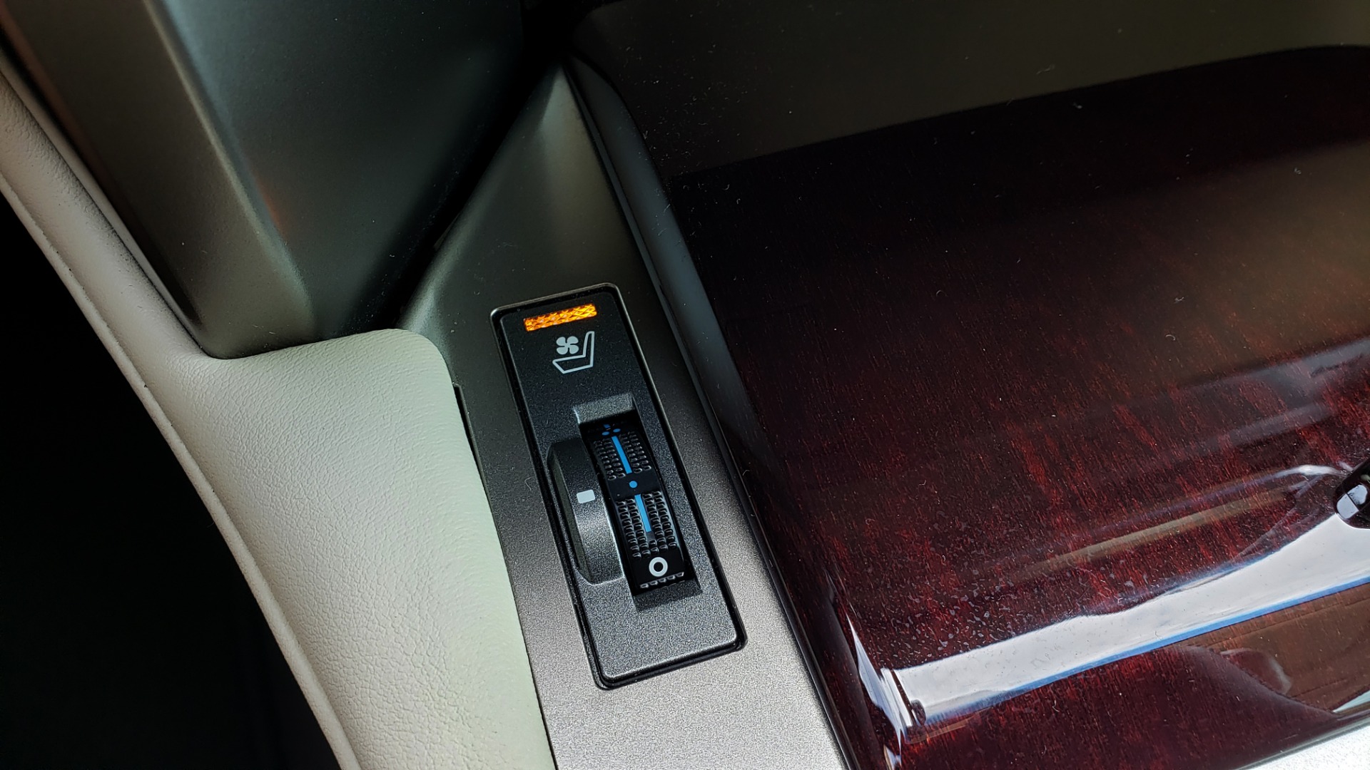 Used 2019 Lexus GX 460 LUXURY 4WD / DRVR SPRT PKG / MARK LEV SND / DYN CRUISE for sale Sold at Formula Imports in Charlotte NC 28227 55