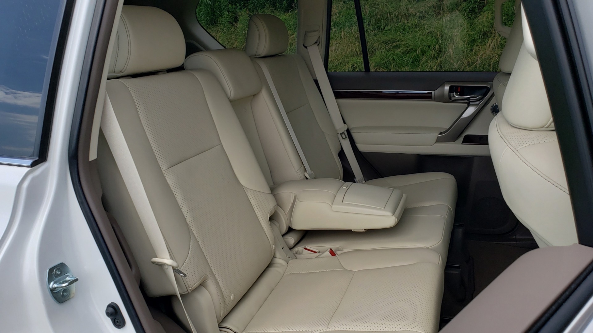 Used 2019 Lexus GX 460 LUXURY 4WD / DRVR SPRT PKG / MARK LEV SND / DYN CRUISE for sale Sold at Formula Imports in Charlotte NC 28227 77