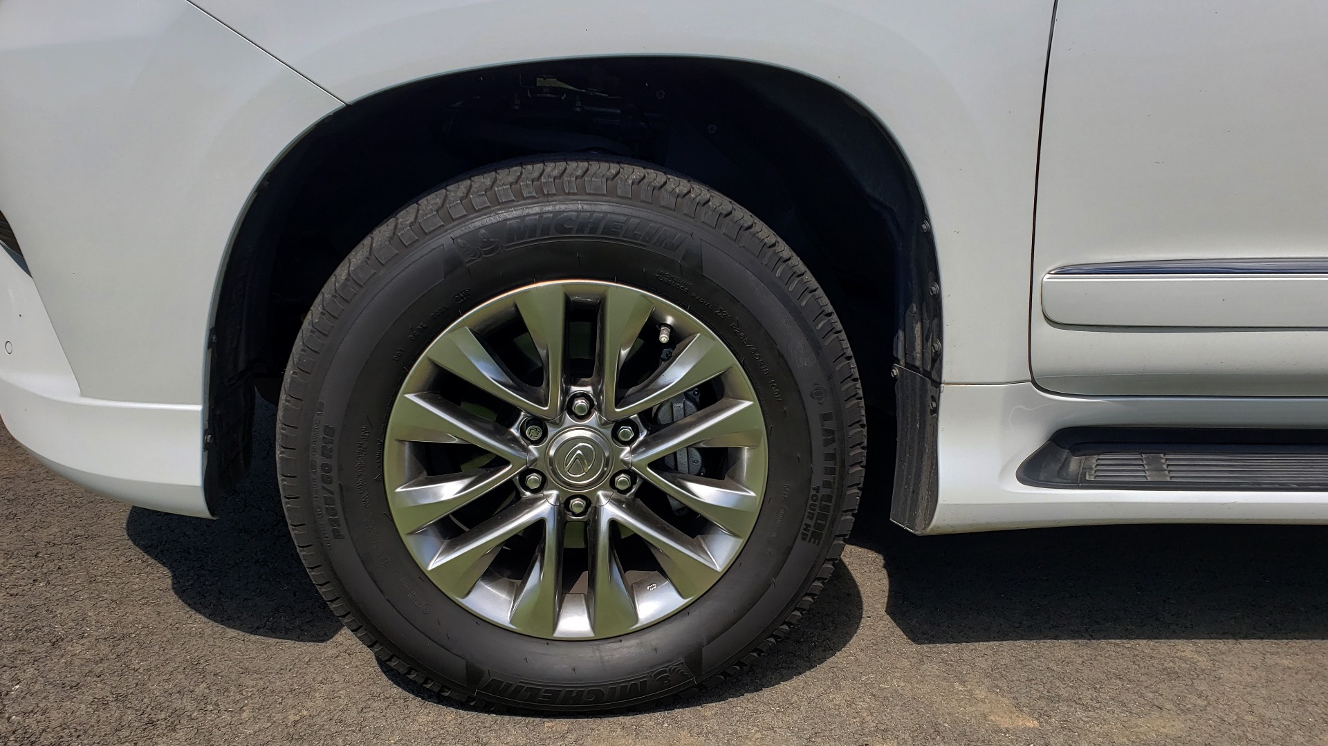 Used 2019 Lexus GX 460 LUXURY 4WD / DRVR SPRT PKG / MARK LEV SND / DYN CRUISE for sale Sold at Formula Imports in Charlotte NC 28227 86