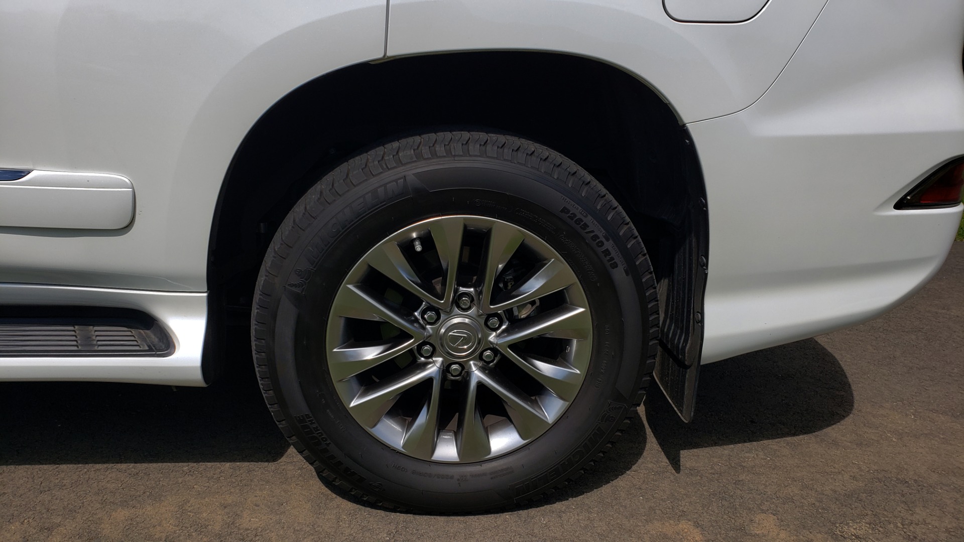 Used 2019 Lexus GX 460 LUXURY 4WD / DRVR SPRT PKG / MARK LEV SND / DYN CRUISE for sale Sold at Formula Imports in Charlotte NC 28227 87