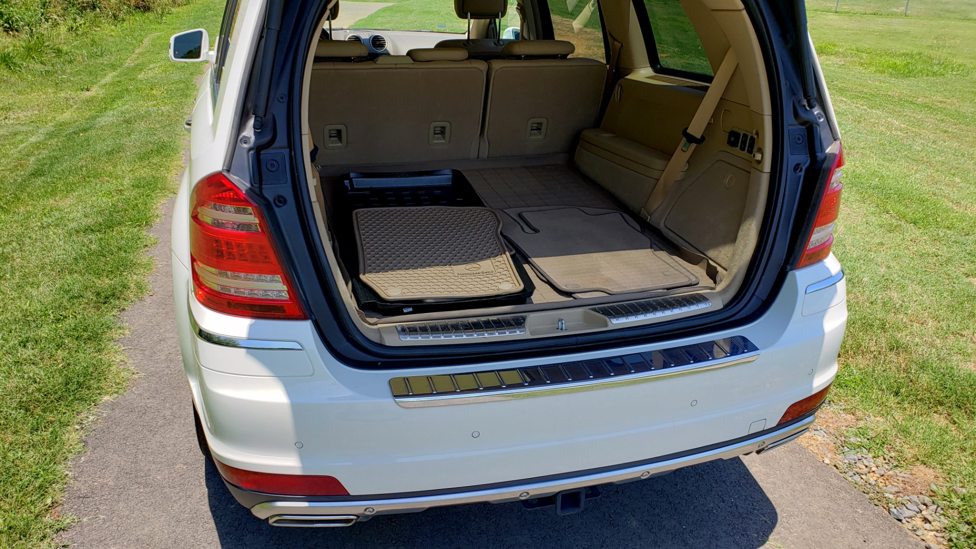 Used 2012 Mercedes-Benz GL-CLASS GL 350 BLUETEC / NAV / DUAL-ROOF / HTD STS / 3-ROW / REARVIEW for sale Sold at Formula Imports in Charlotte NC 28227 22