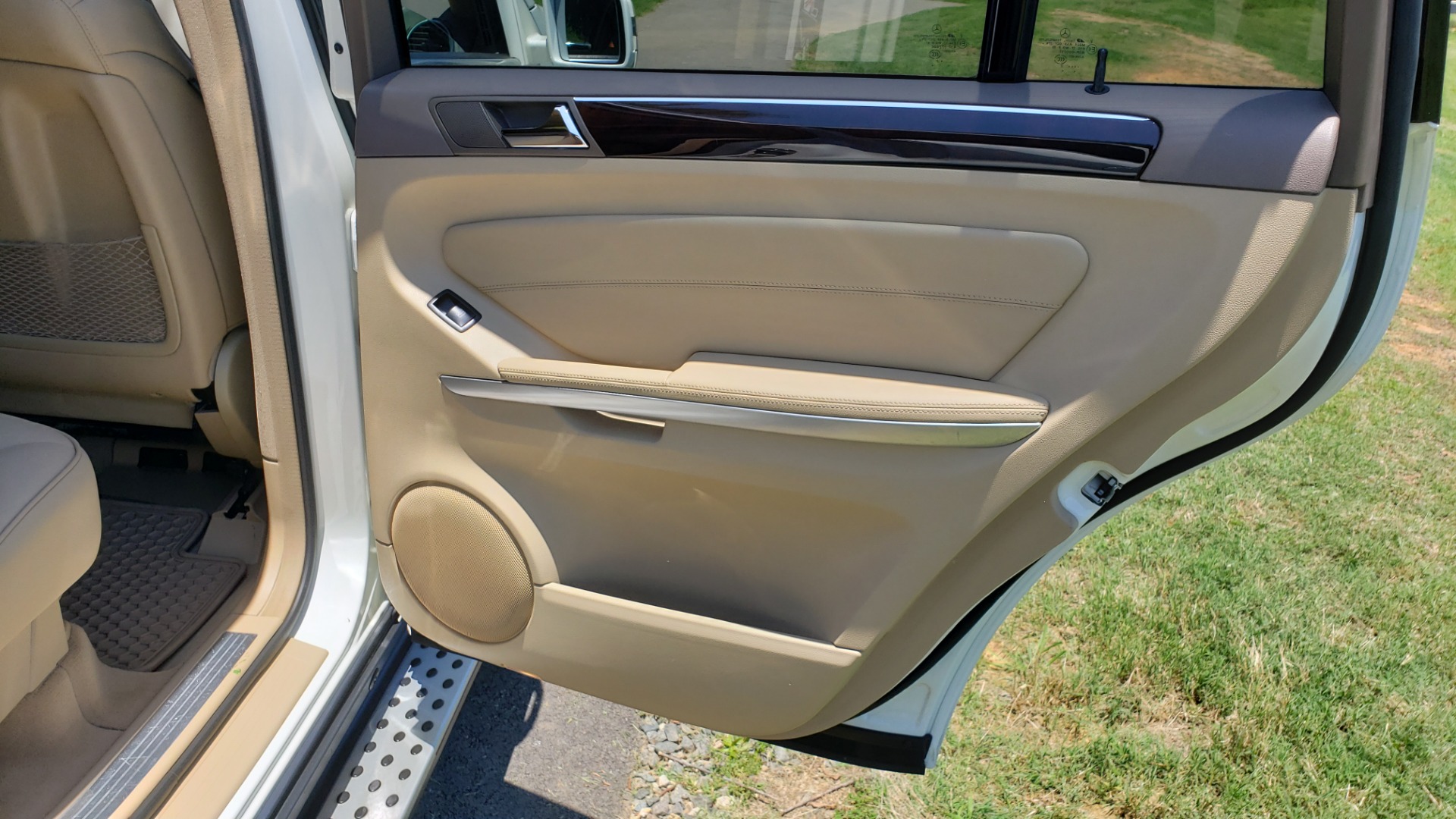 Used 2012 Mercedes-Benz GL-CLASS GL 350 BLUETEC / NAV / DUAL-ROOF / HTD STS / 3-ROW / REARVIEW for sale Sold at Formula Imports in Charlotte NC 28227 74