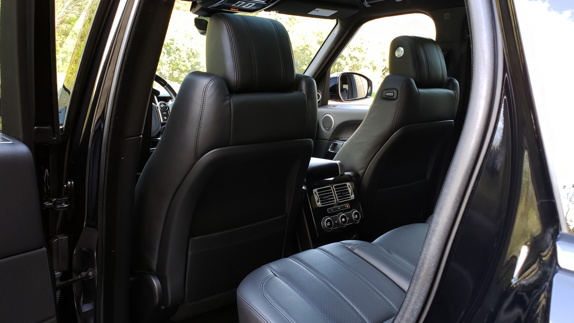 Used 2017 Land Rover RANGE ROVER SC V8 / NAV / PANO-ROOF / DRIVE PRO / MERIDIAN / REARVIEW for sale Sold at Formula Imports in Charlotte NC 28227 67