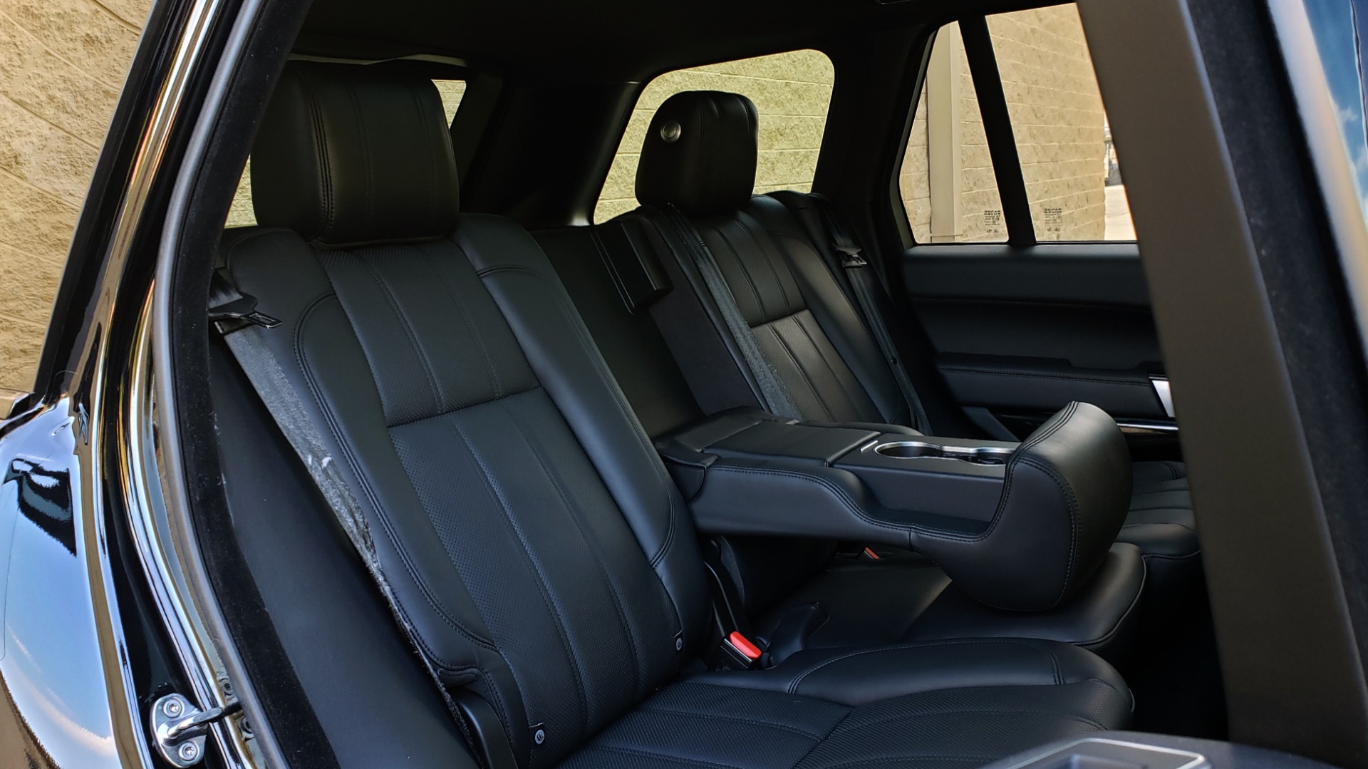 Used 2017 Land Rover RANGE ROVER SC V8 / NAV / PANO-ROOF / DRIVE PRO / MERIDIAN / REARVIEW for sale Sold at Formula Imports in Charlotte NC 28227 79