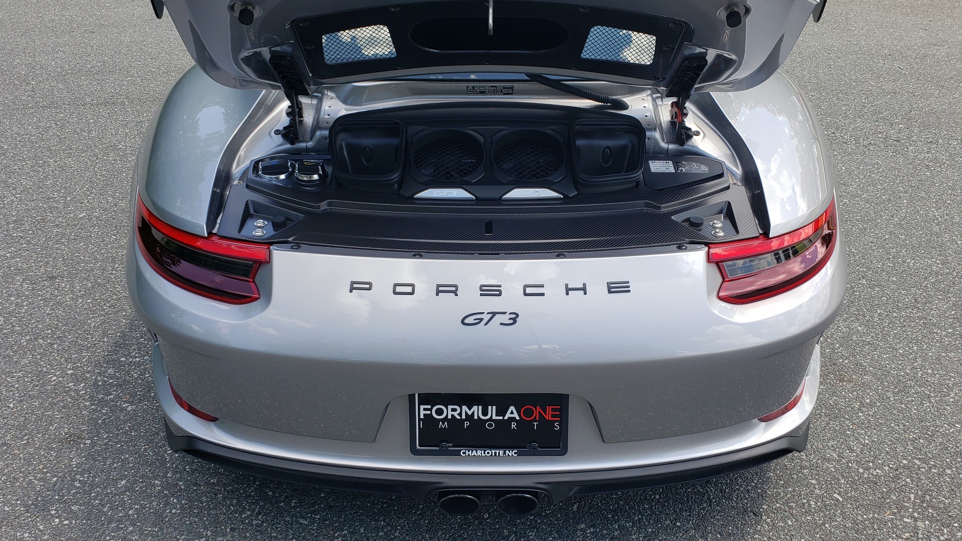 Used 2018 Porsche 911 GT3 4.0L 500HP / 6-SPD MNL / NAV / REARVIEW / PCCB for sale Sold at Formula Imports in Charlotte NC 28227 21
