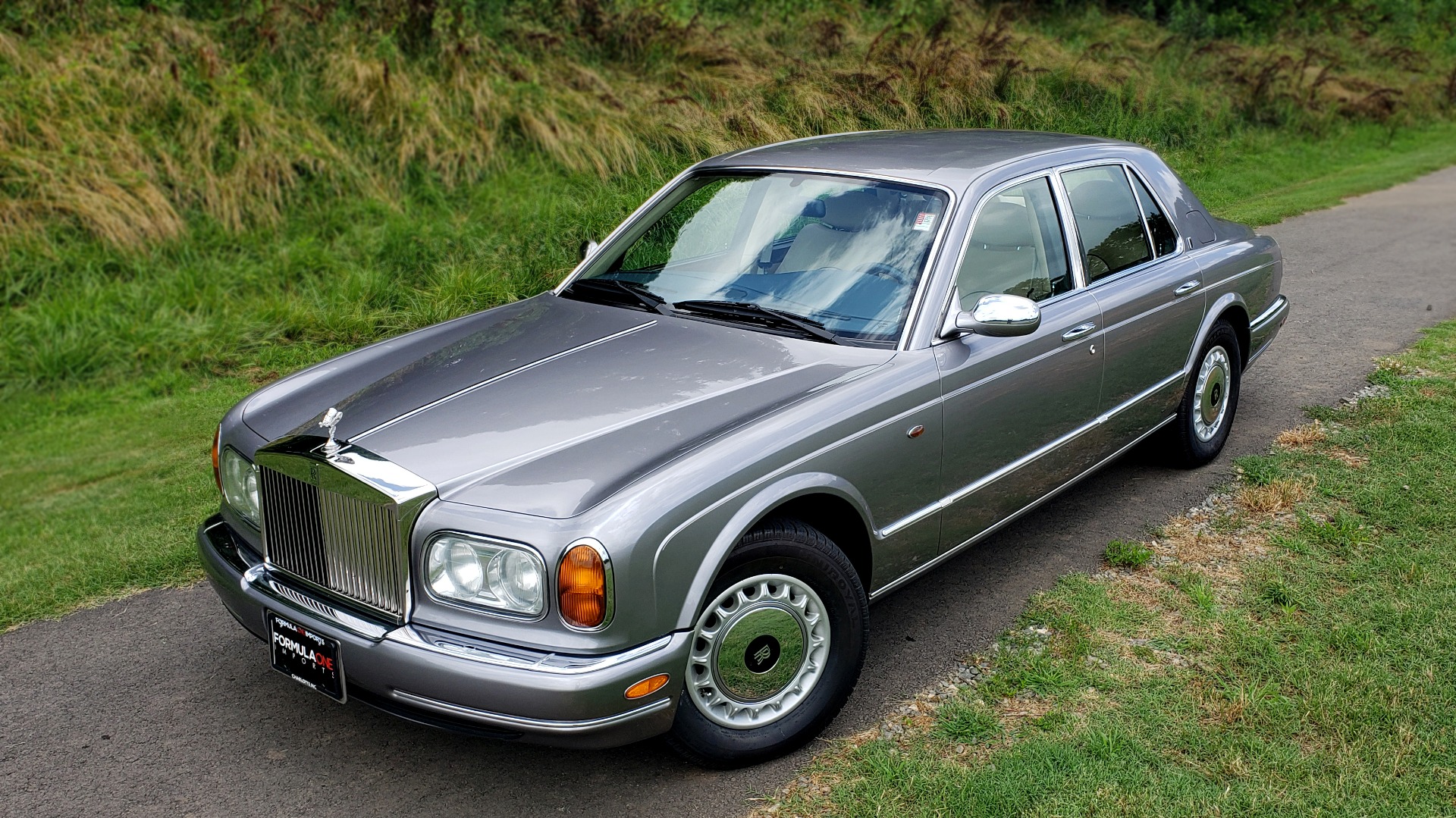 Used 1999 Rolls-Royce SILVER SERAPH 5.4L V12 / AUTO TRANS / LOW MILES / VERY CLEAN! for sale Sold at Formula Imports in Charlotte NC 28227 2