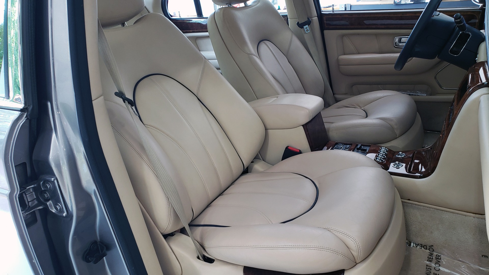 Used 1999 Rolls-Royce SILVER SERAPH 5.4L V12 / AUTO TRANS / LOW MILES / VERY CLEAN! for sale Sold at Formula Imports in Charlotte NC 28227 46