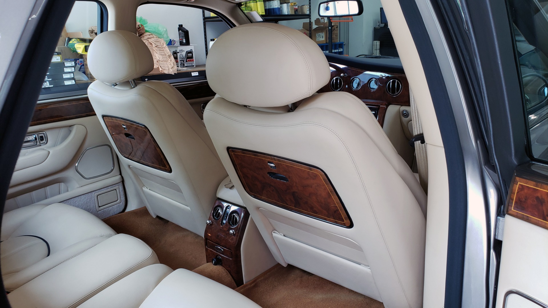 Used 1999 Rolls-Royce SILVER SERAPH 5.4L V12 / AUTO TRANS / LOW MILES / VERY CLEAN! for sale Sold at Formula Imports in Charlotte NC 28227 50