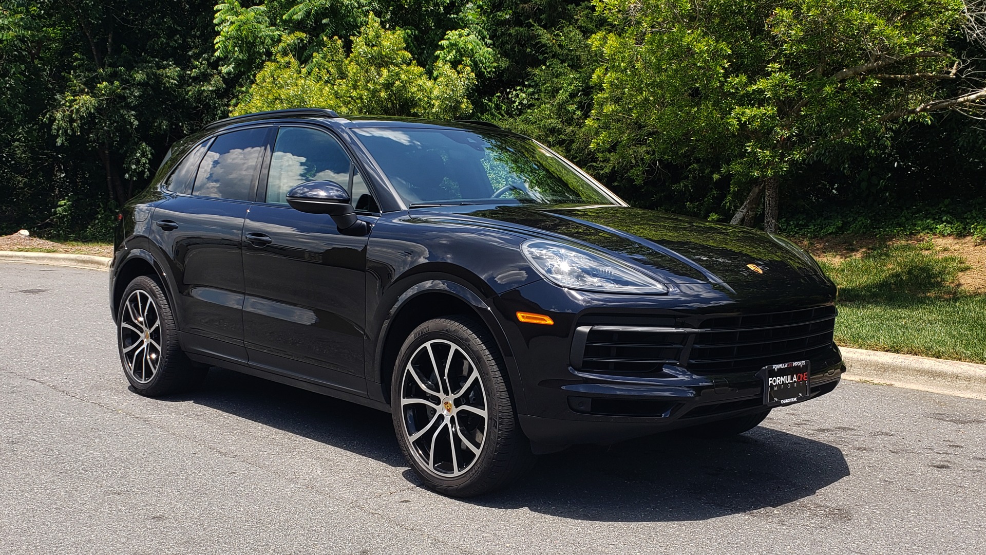 Used 2019 Porsche CAYENNE S AWD / NAV / SUNROOF / BOSE / REARVIEW / LOW MILES for sale Sold at Formula Imports in Charlotte NC 28227 11