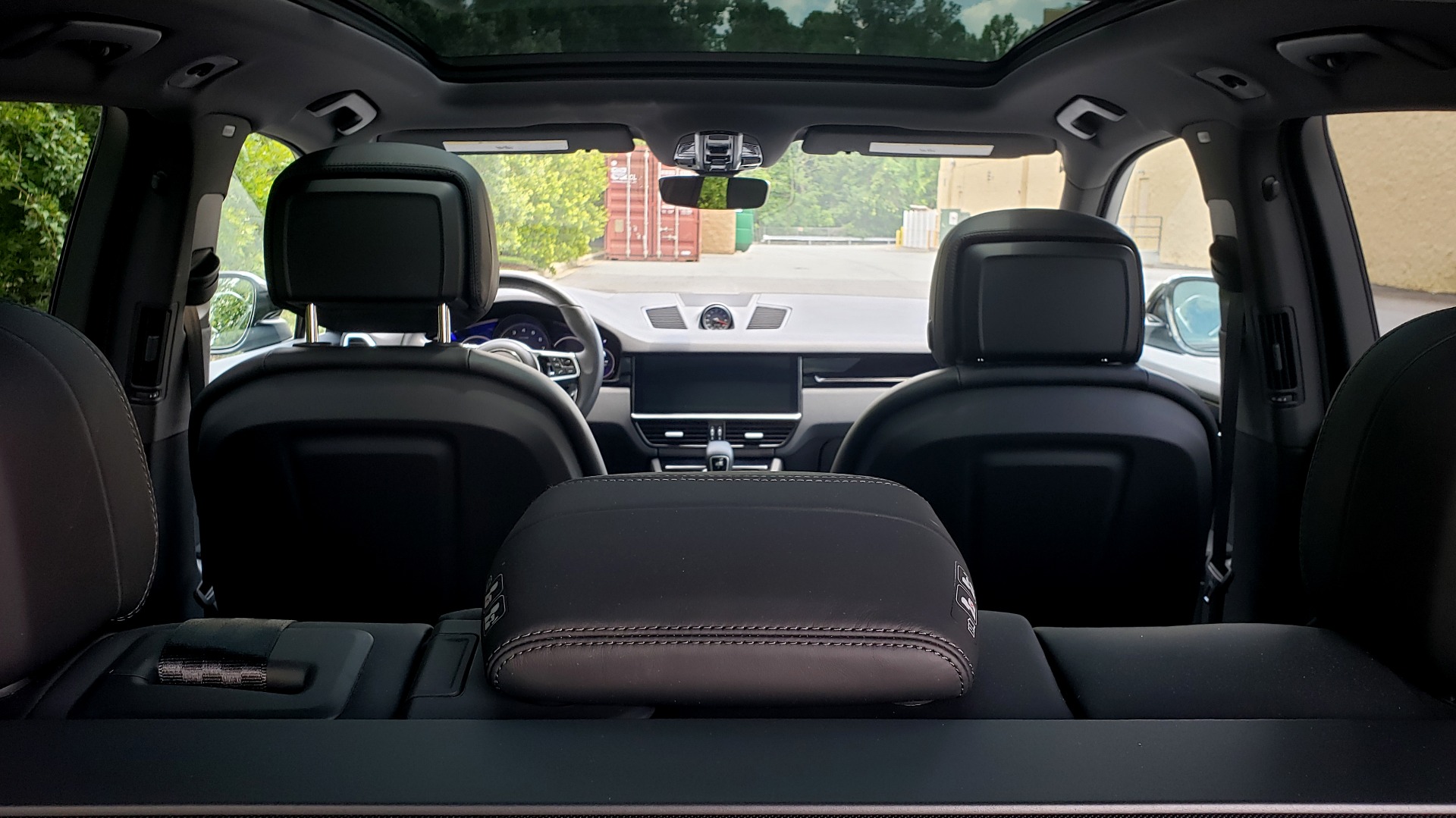 Used 2019 Porsche CAYENNE S AWD / NAV / SUNROOF / BOSE / REARVIEW / LOW MILES for sale Sold at Formula Imports in Charlotte NC 28227 22