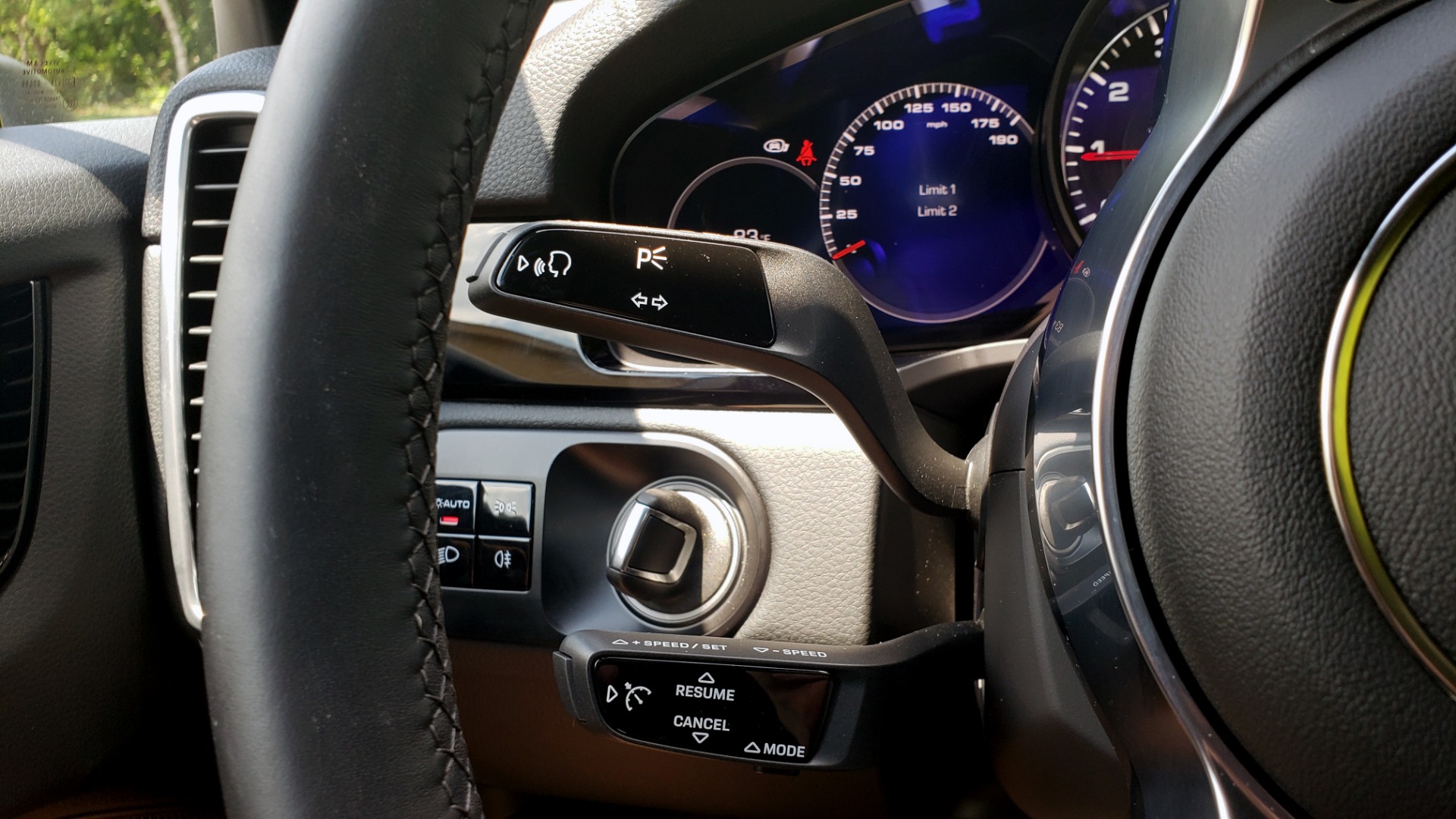 Used 2019 Porsche CAYENNE S AWD / NAV / SUNROOF / BOSE / REARVIEW / LOW MILES for sale Sold at Formula Imports in Charlotte NC 28227 48