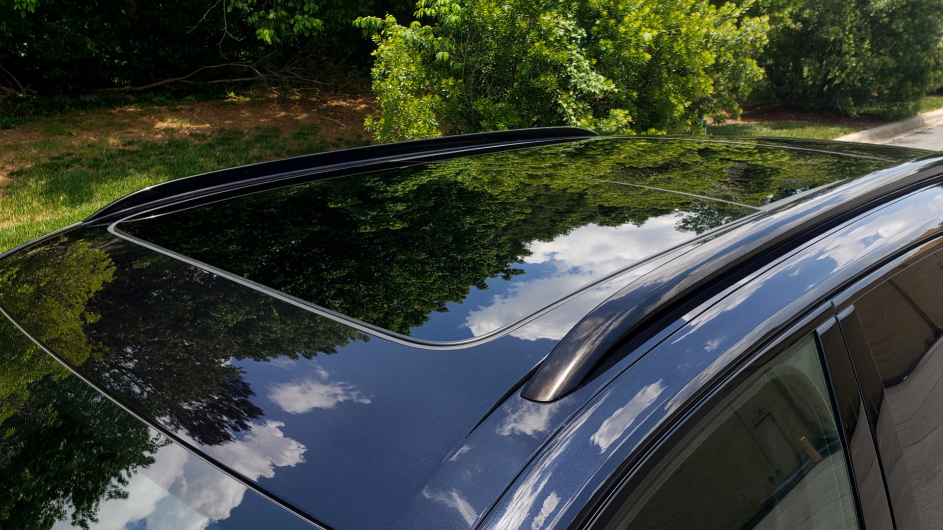 Used 2019 Porsche CAYENNE S AWD / NAV / SUNROOF / BOSE / REARVIEW / LOW MILES for sale Sold at Formula Imports in Charlotte NC 28227 5