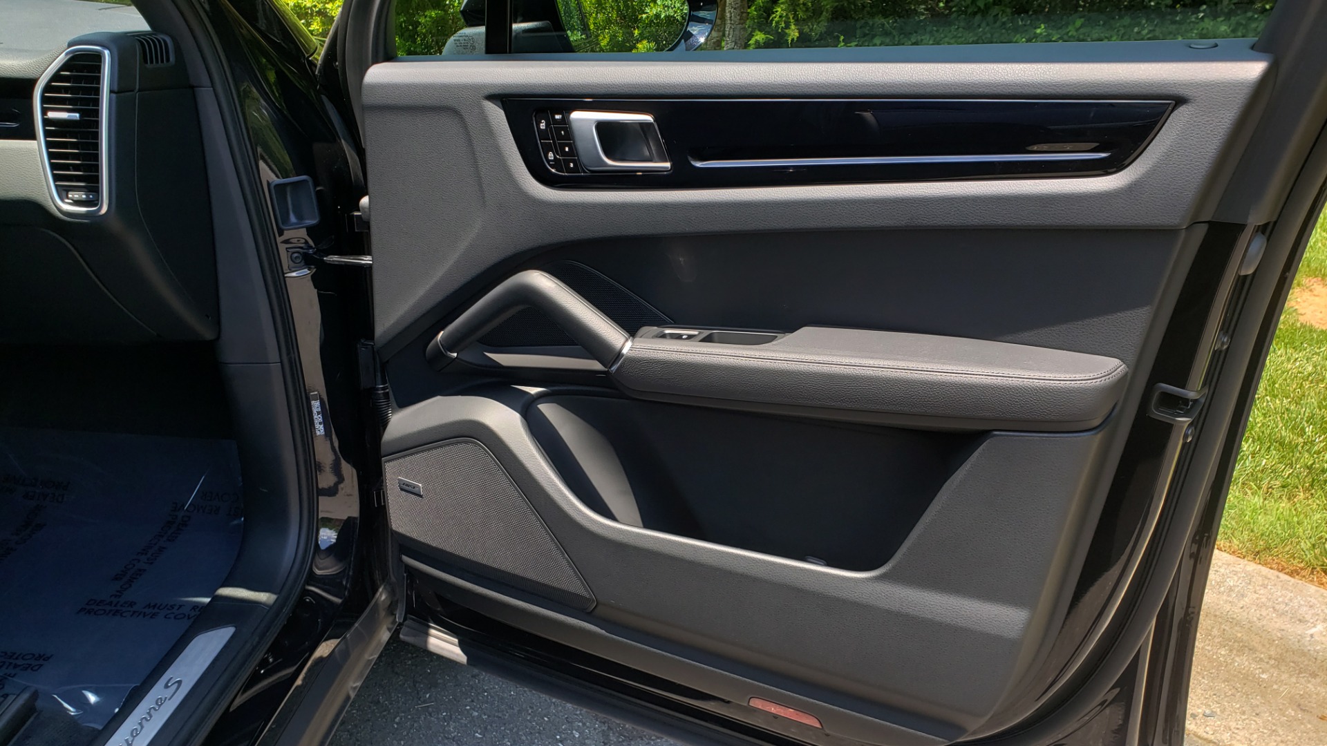 Used 2019 Porsche CAYENNE S AWD / NAV / SUNROOF / BOSE / REARVIEW / LOW MILES for sale Sold at Formula Imports in Charlotte NC 28227 74