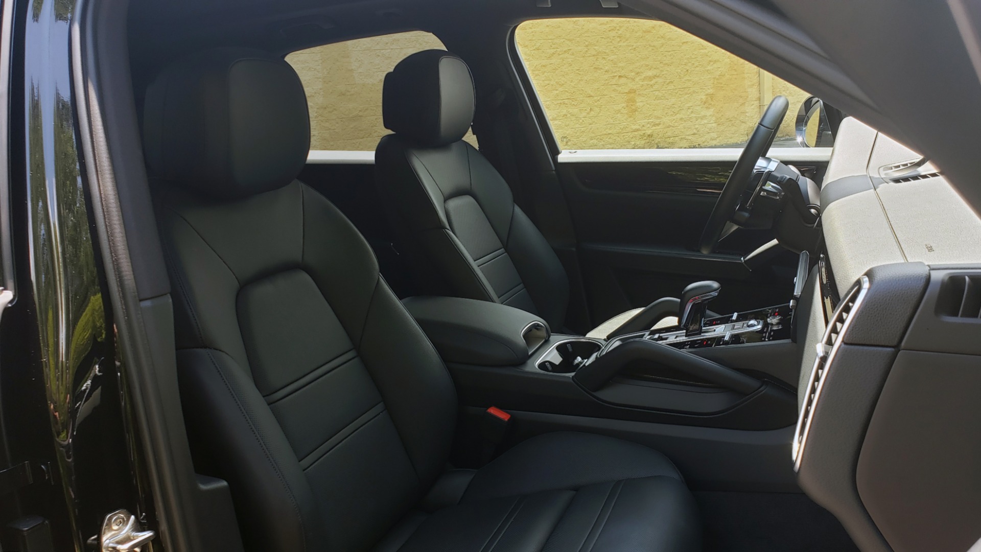 Used 2019 Porsche CAYENNE S AWD / NAV / SUNROOF / BOSE / REARVIEW / LOW MILES for sale Sold at Formula Imports in Charlotte NC 28227 77