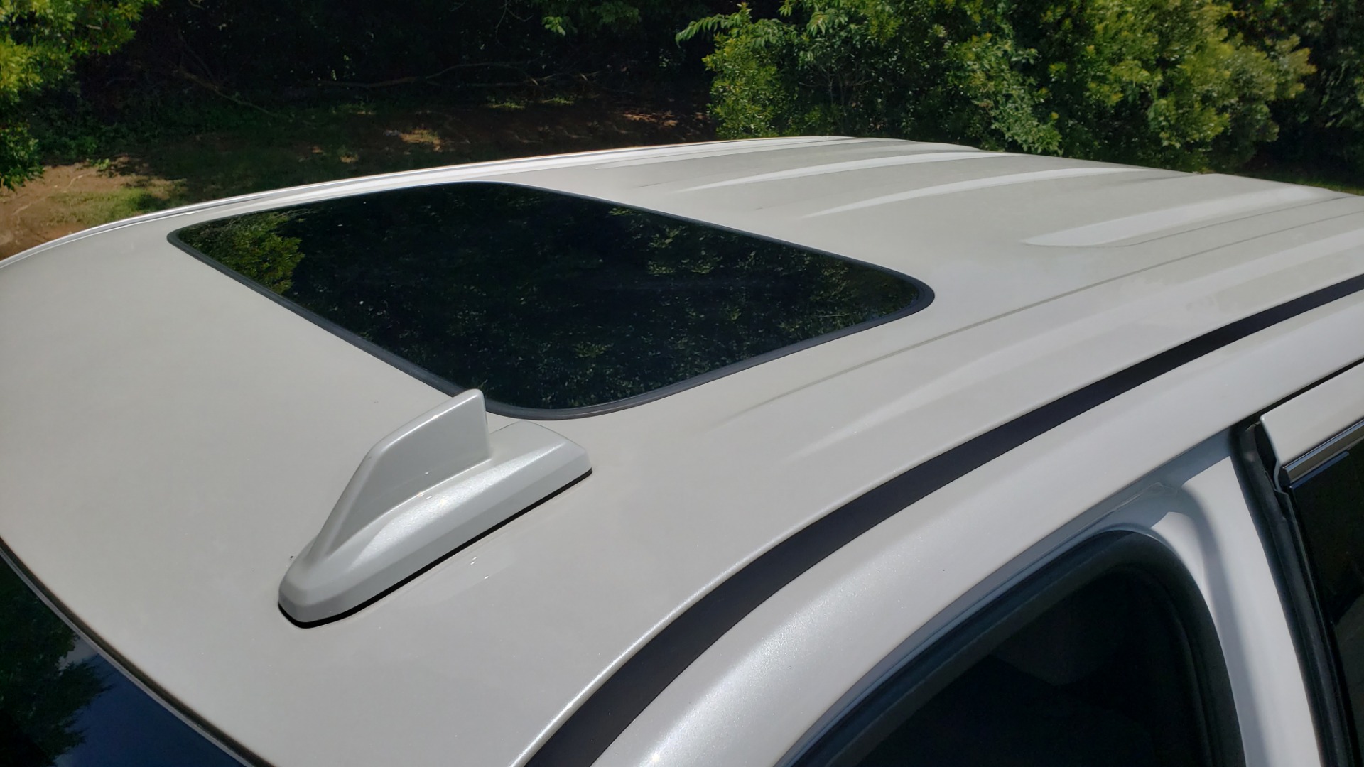 Used 2019 GMC SIERRA 1500 SLT 4WD CREWCAB / PREMIUM / 6.2L V8 / NAV / SUNROOF / VENT SEATS for sale Sold at Formula Imports in Charlotte NC 28227 12