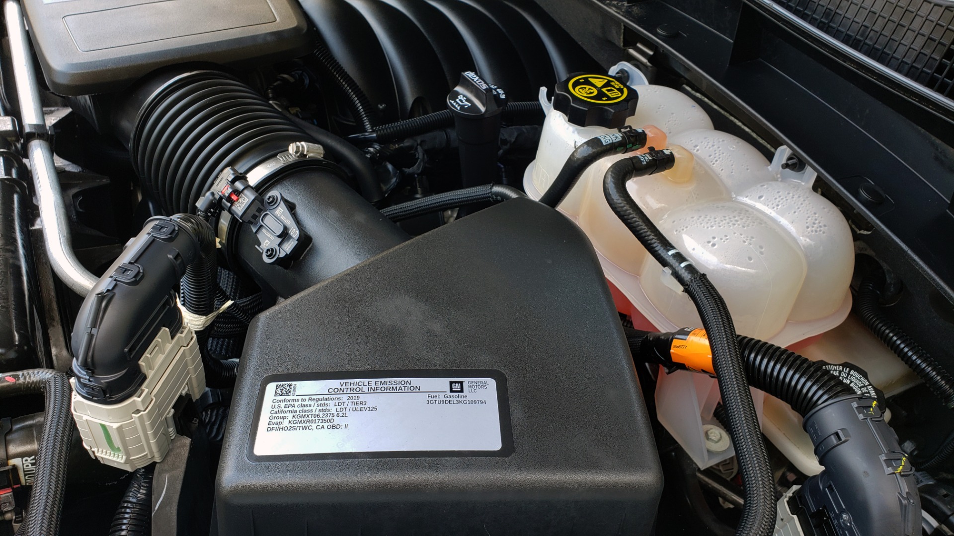 Used 2019 GMC SIERRA 1500 SLT 4WD CREWCAB / PREMIUM / 6.2L V8 / NAV / SUNROOF / VENT SEATS for sale Sold at Formula Imports in Charlotte NC 28227 17