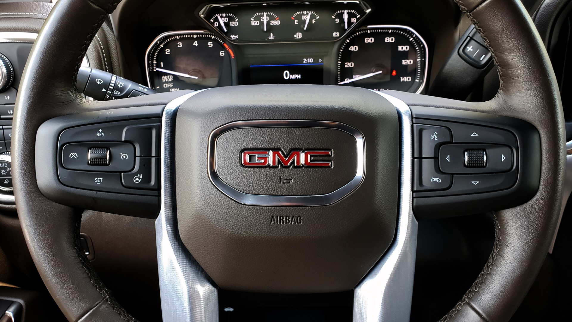 Used 2019 GMC SIERRA 1500 SLT 4WD CREWCAB / PREMIUM / 6.2L V8 / NAV / SUNROOF / VENT SEATS for sale Sold at Formula Imports in Charlotte NC 28227 41